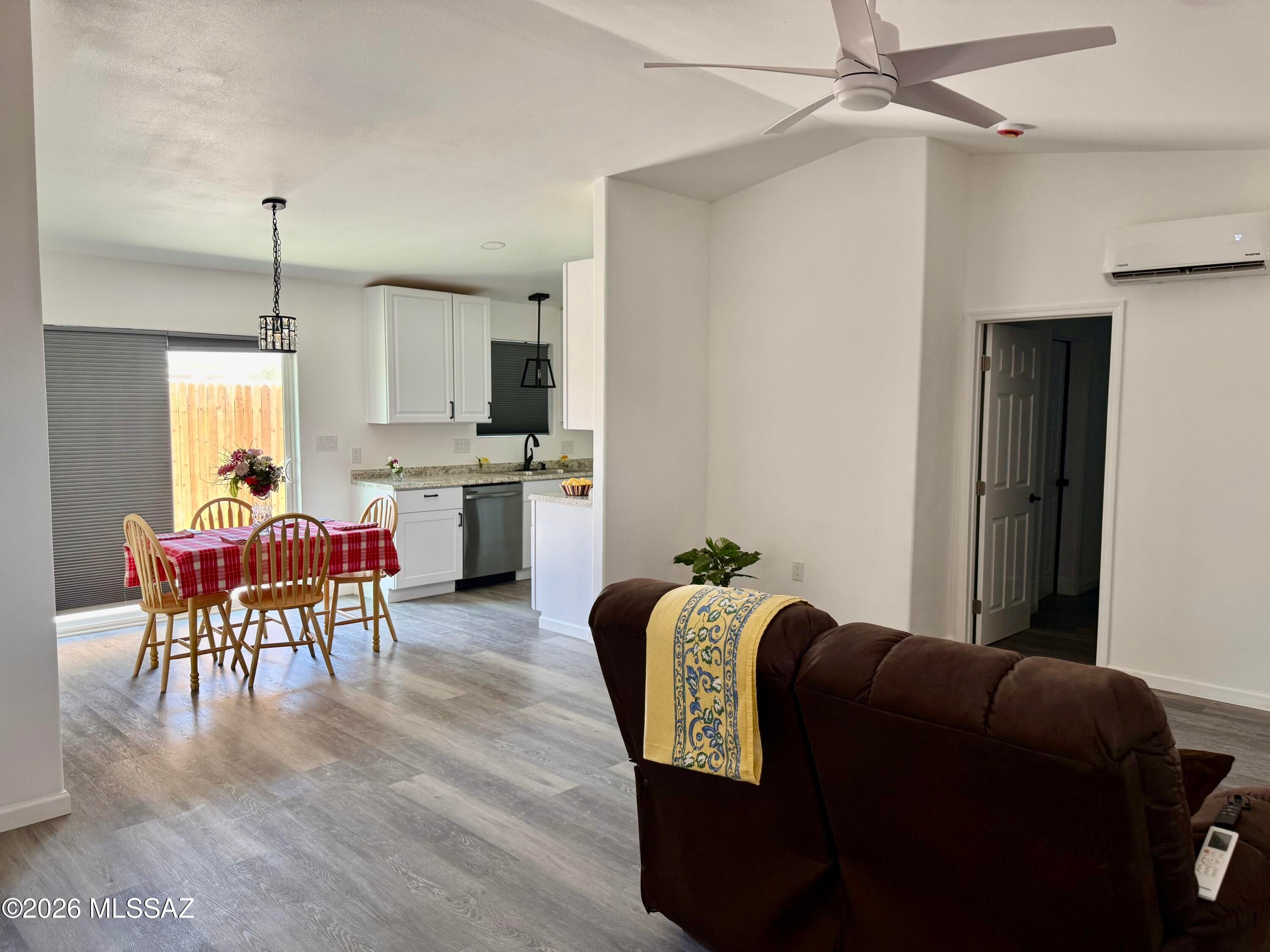 Mescal Lakes - Residential