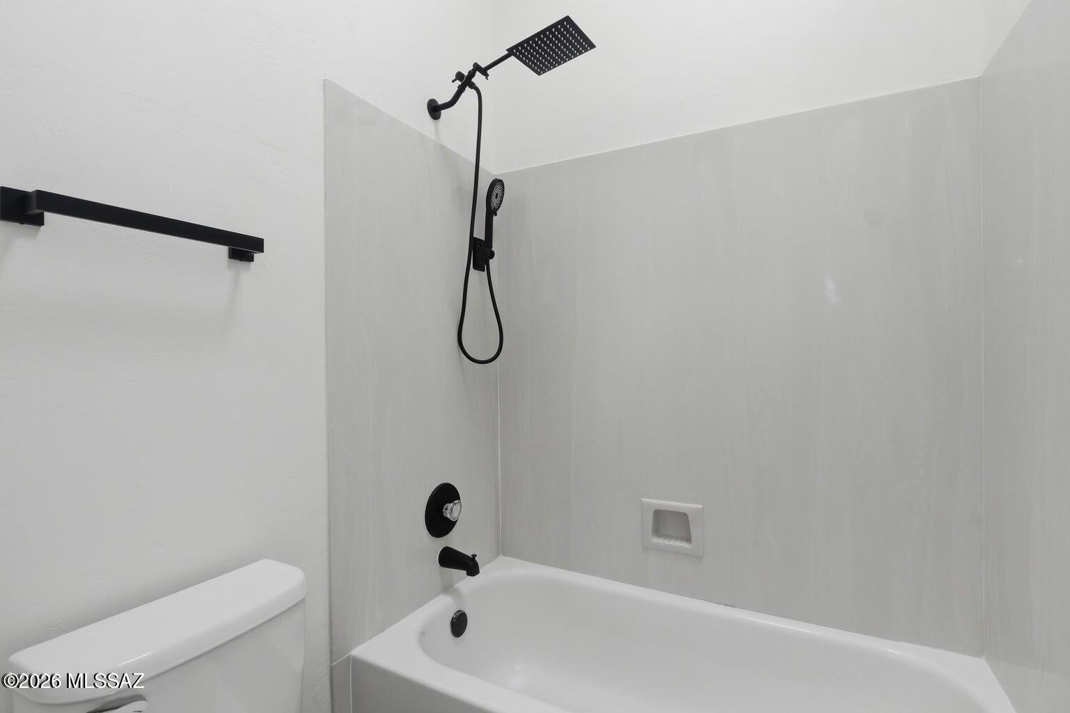 Silverado Hills Blk 3 (1-243) - Residential Lease