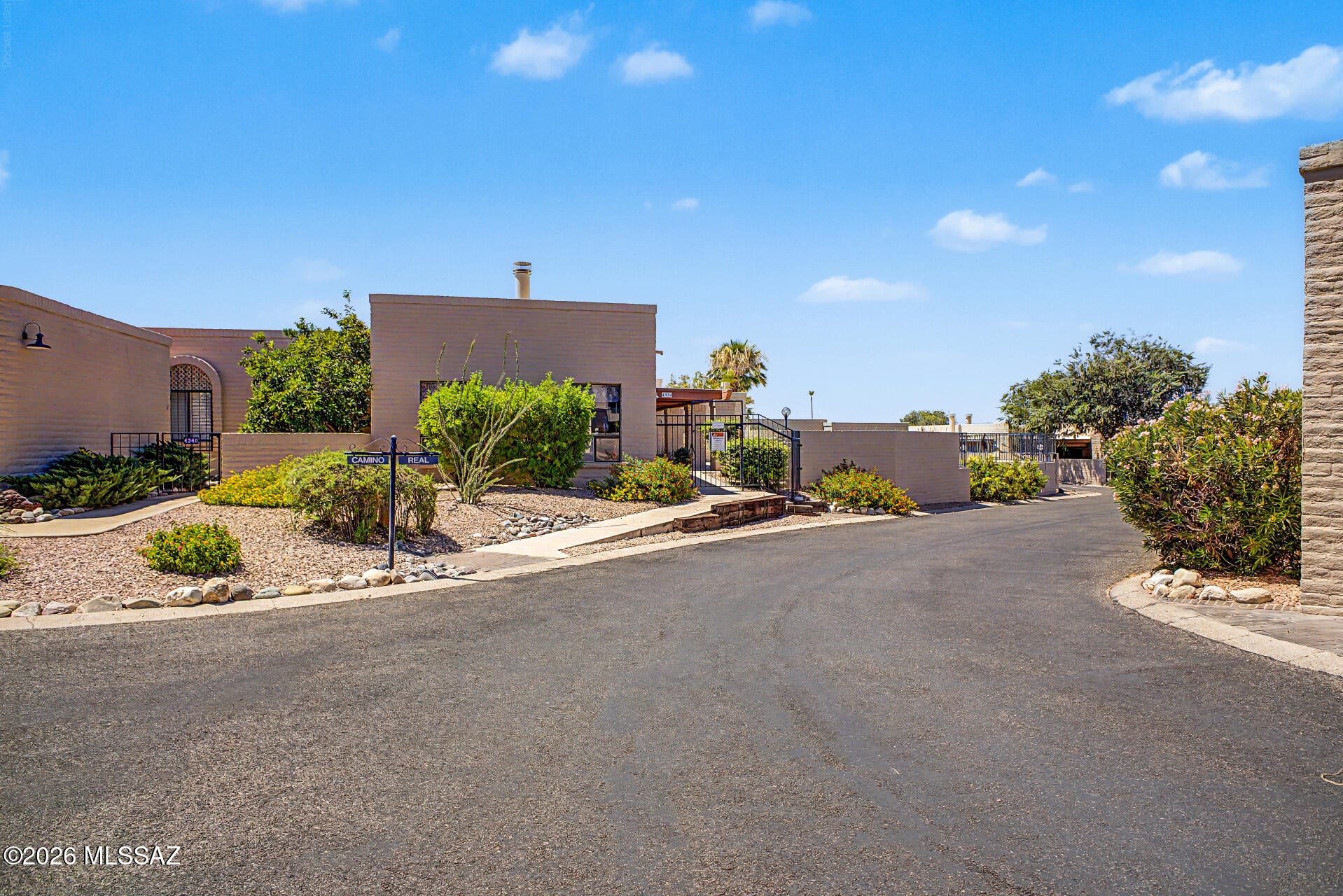 Rio Cancion Twnhms. and Professional - Residential