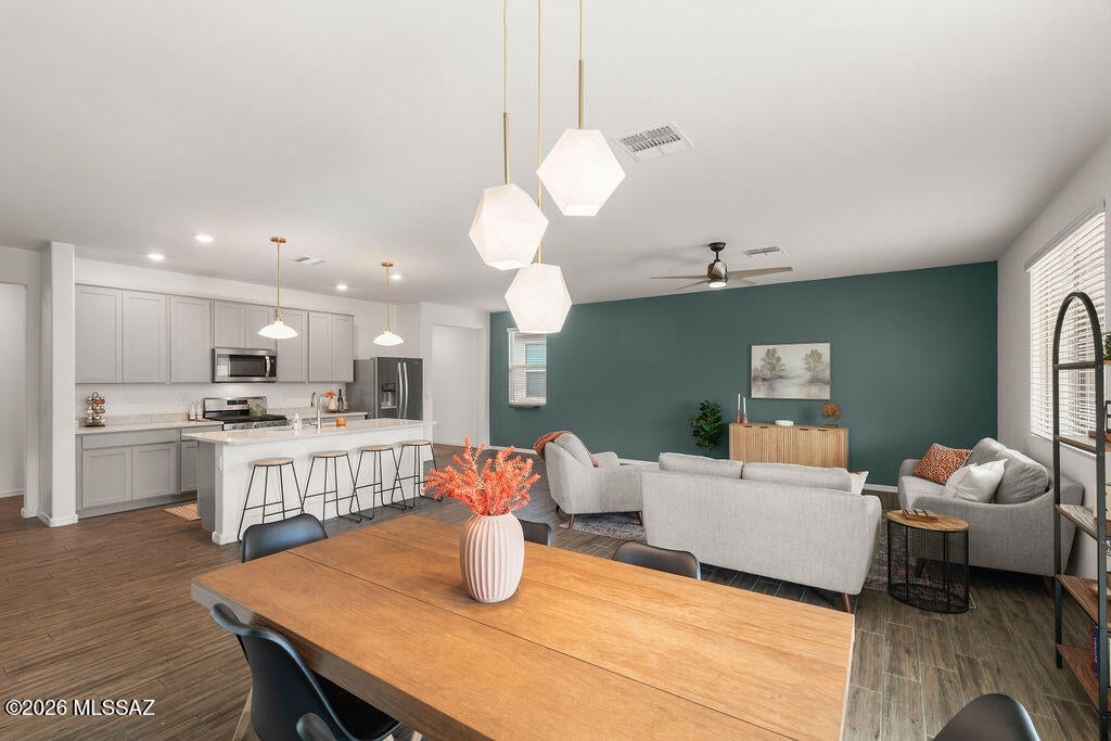 Bella Tierra - Residential
