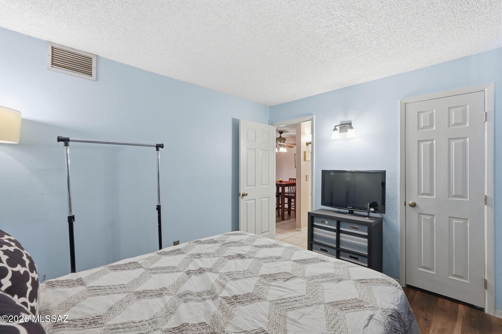 Golf Links East Condos (1-48) - Residential