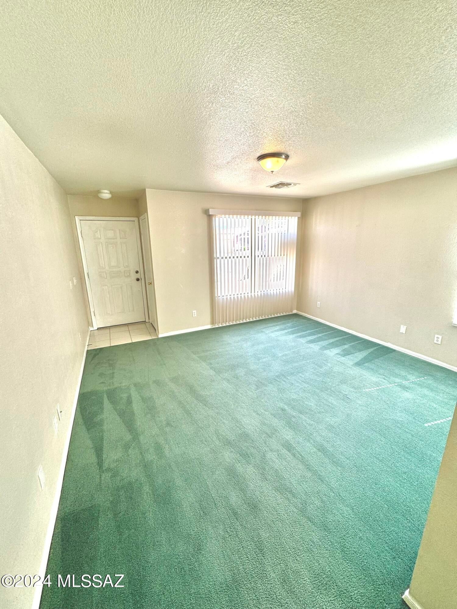 Pantano Heights (1-123) - Residential Lease