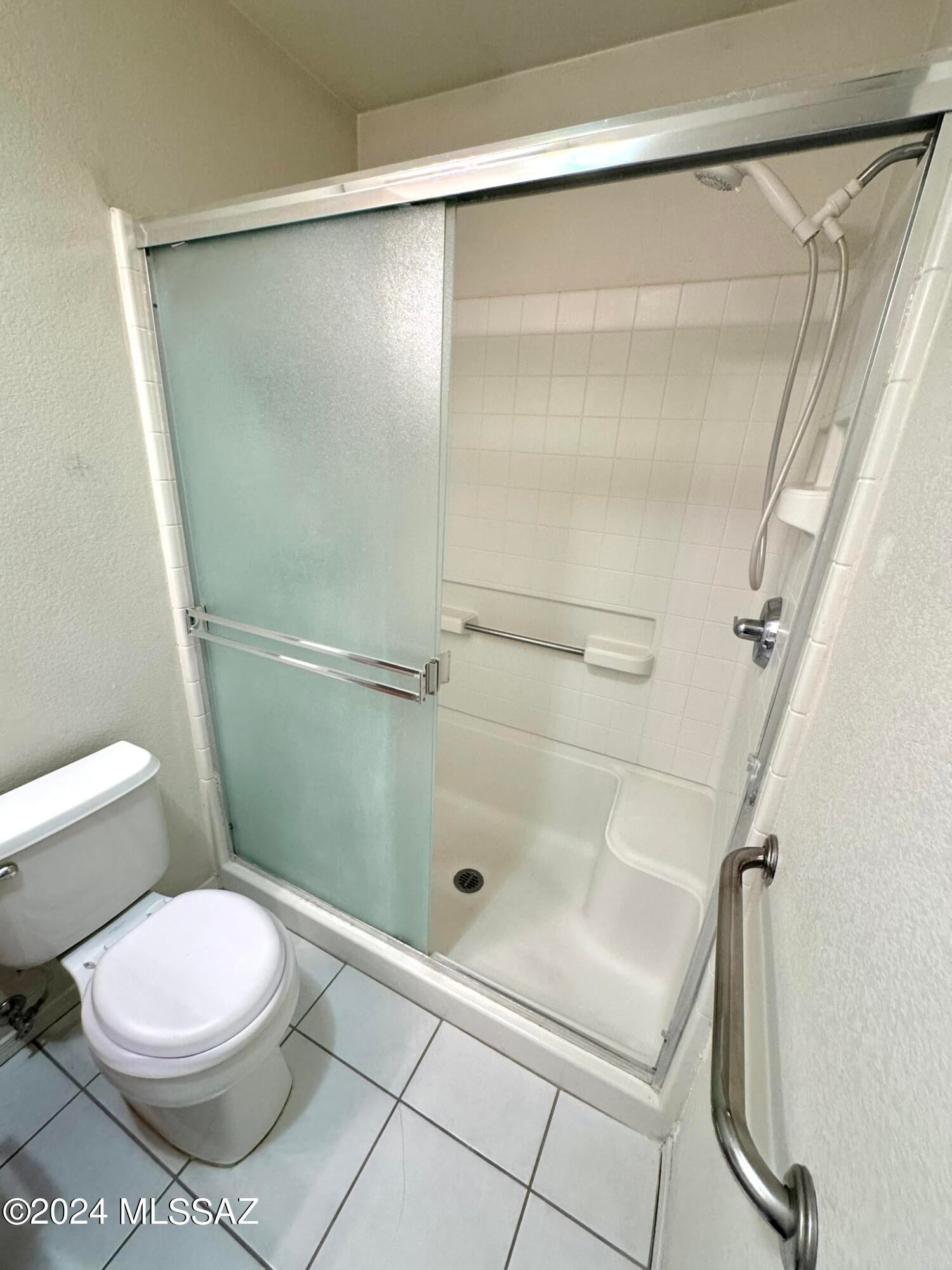 Pantano Heights (1-123) - Residential Lease