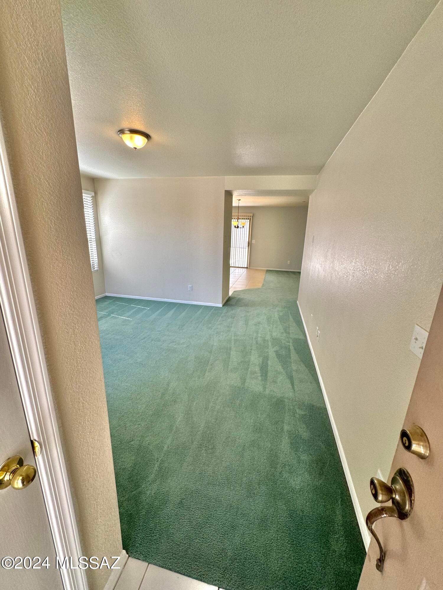 Pantano Heights (1-123) - Residential Lease