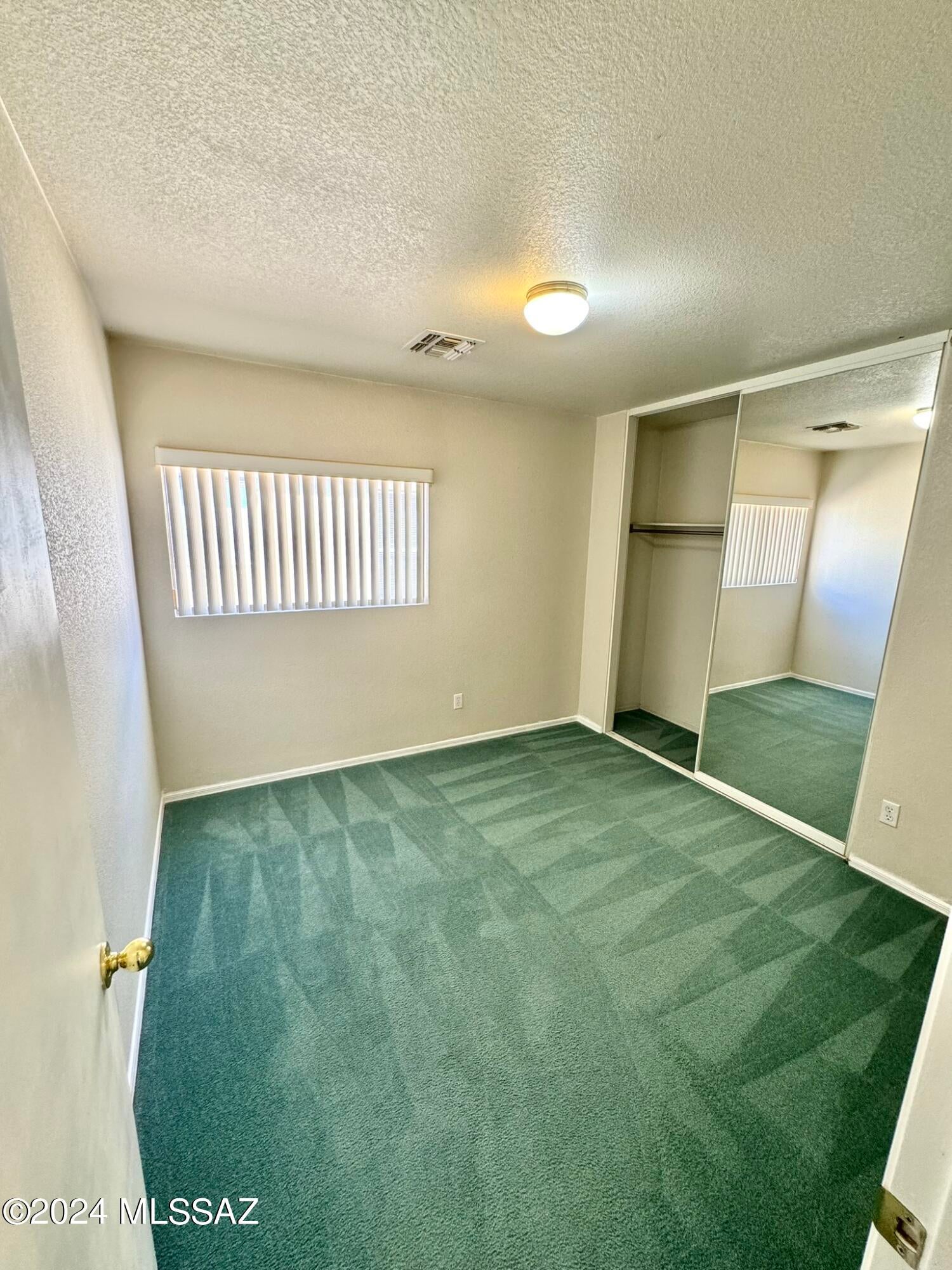 Pantano Heights (1-123) - Residential Lease