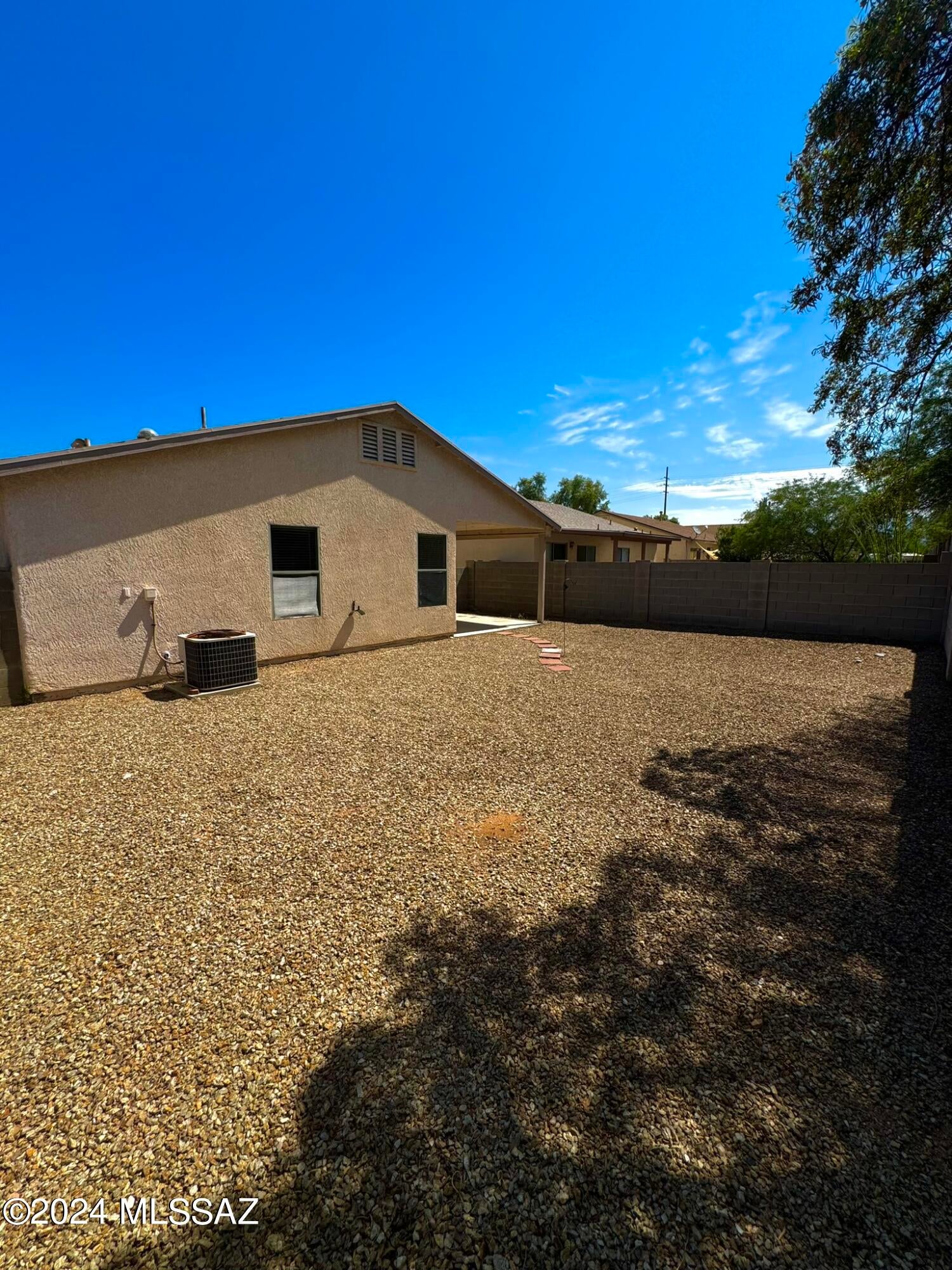 Pantano Heights (1-123) - Residential Lease