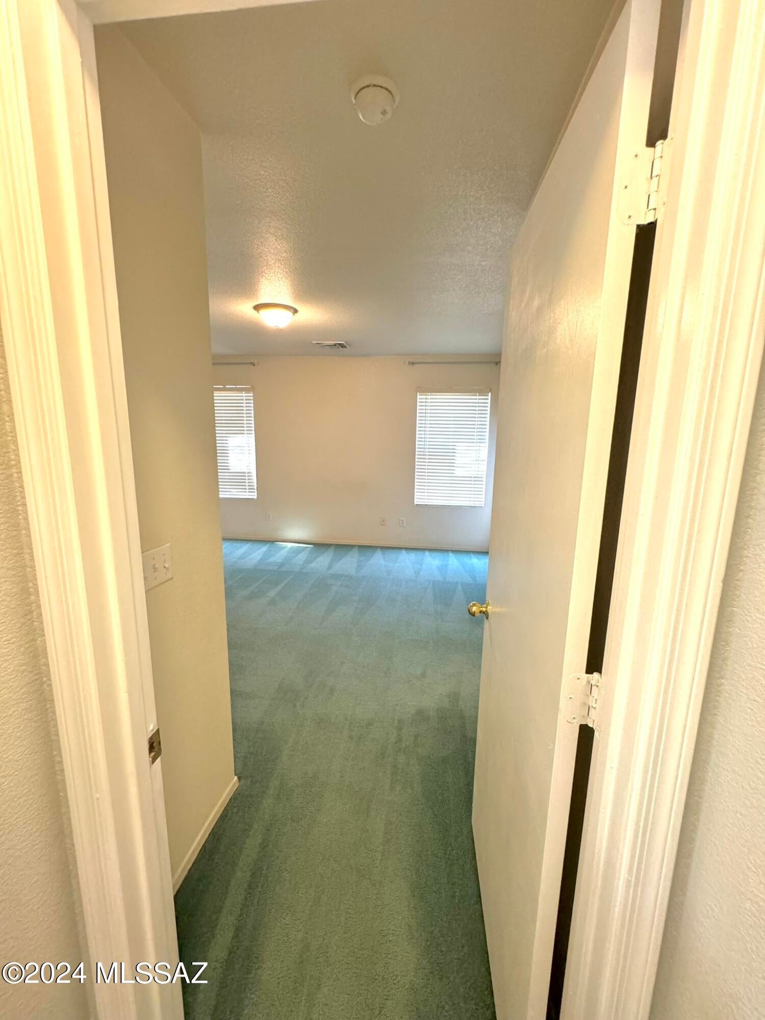 Pantano Heights (1-123) - Residential Lease