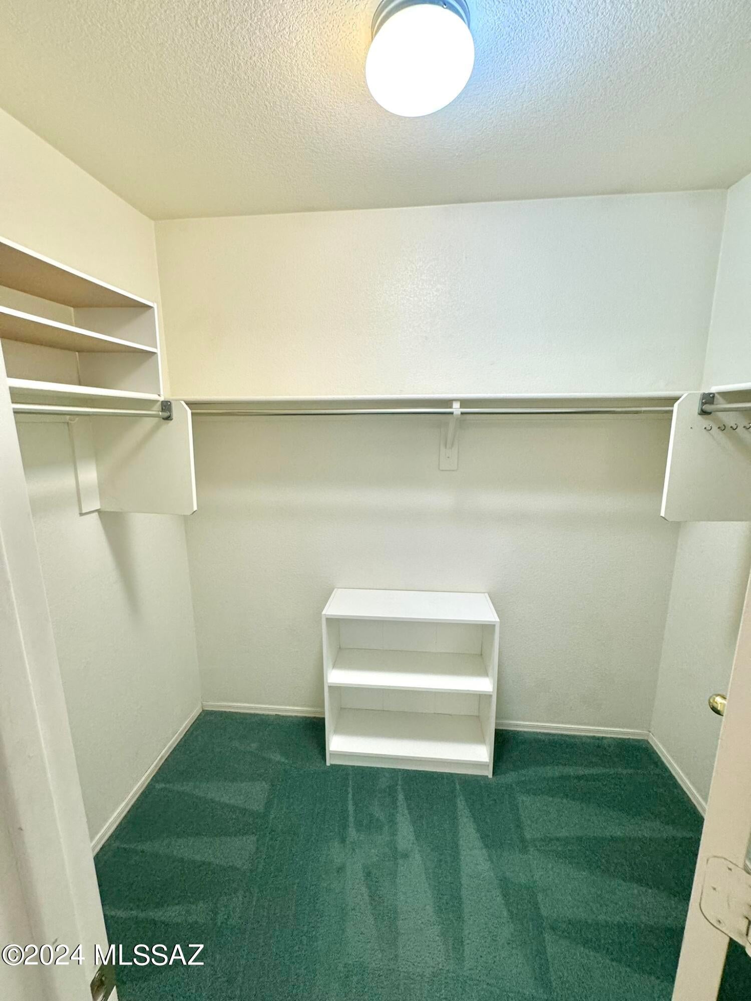 Pantano Heights (1-123) - Residential Lease