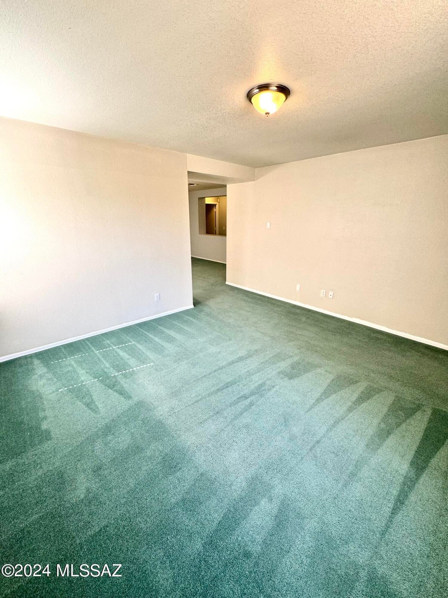 Pantano Heights (1-123) - Residential Lease