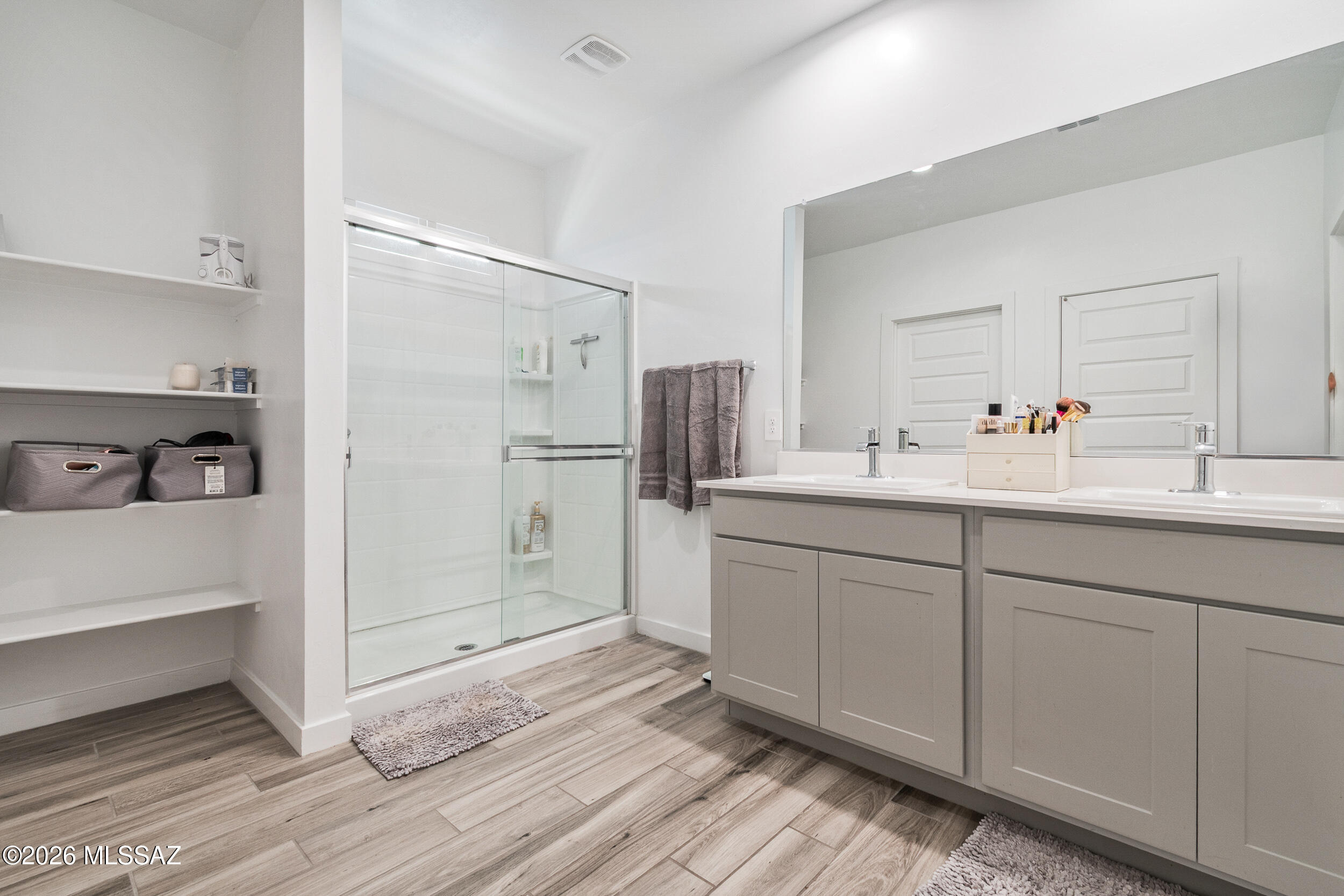 New Tucson Unit NO. 9 (1-404) - Residential