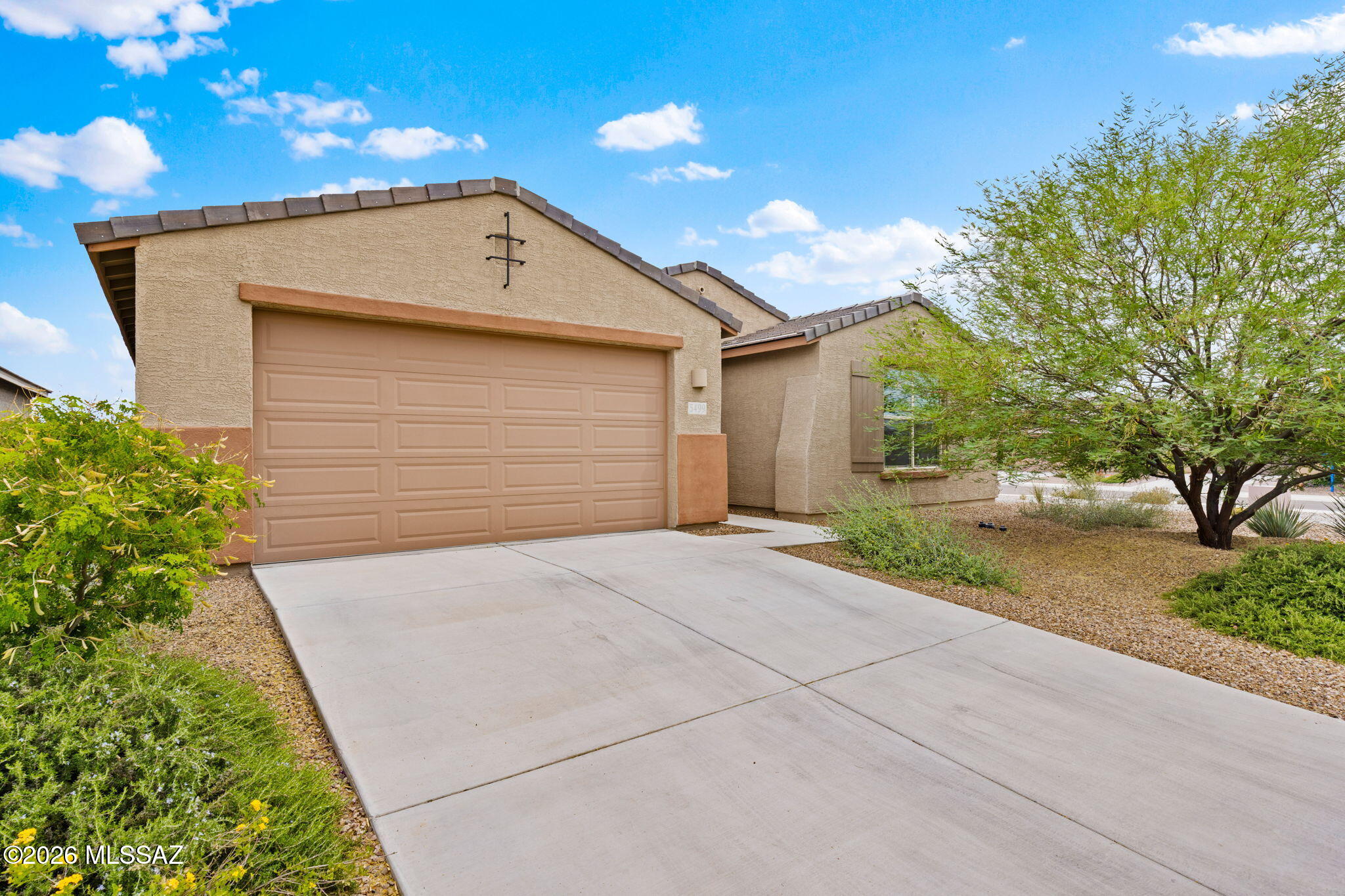 Twin Peaks and Lambert Lane - Residential