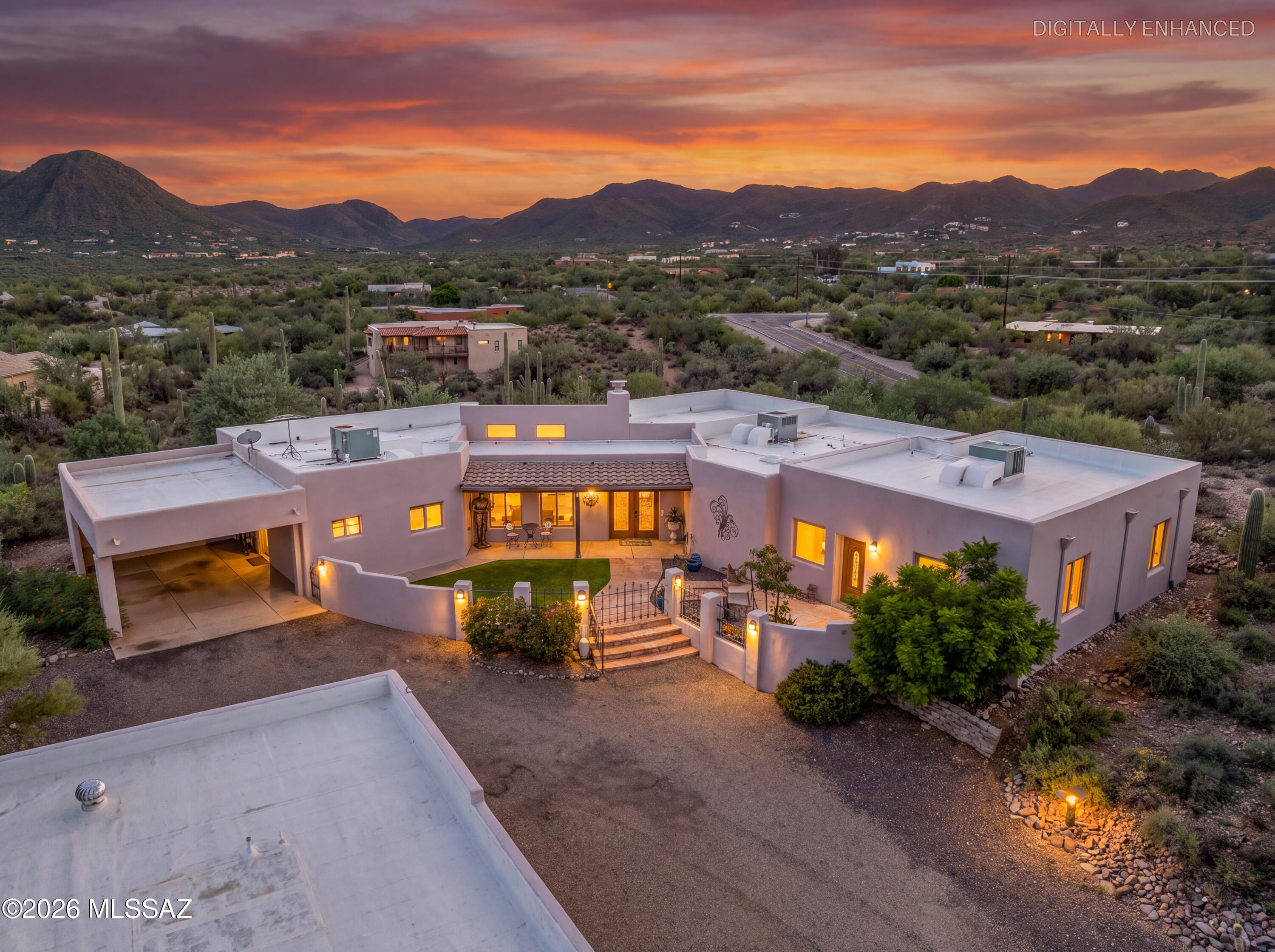 Vista De La Sierra De Dios - Residential