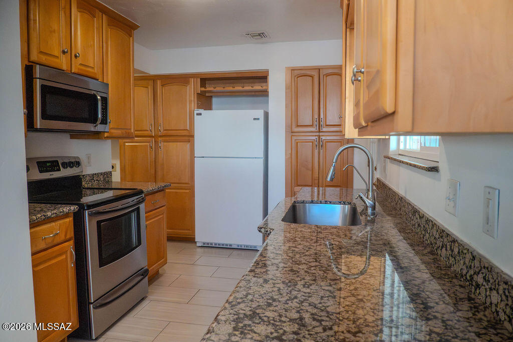 Sunset Villas Townhomes (1-118) - Residential