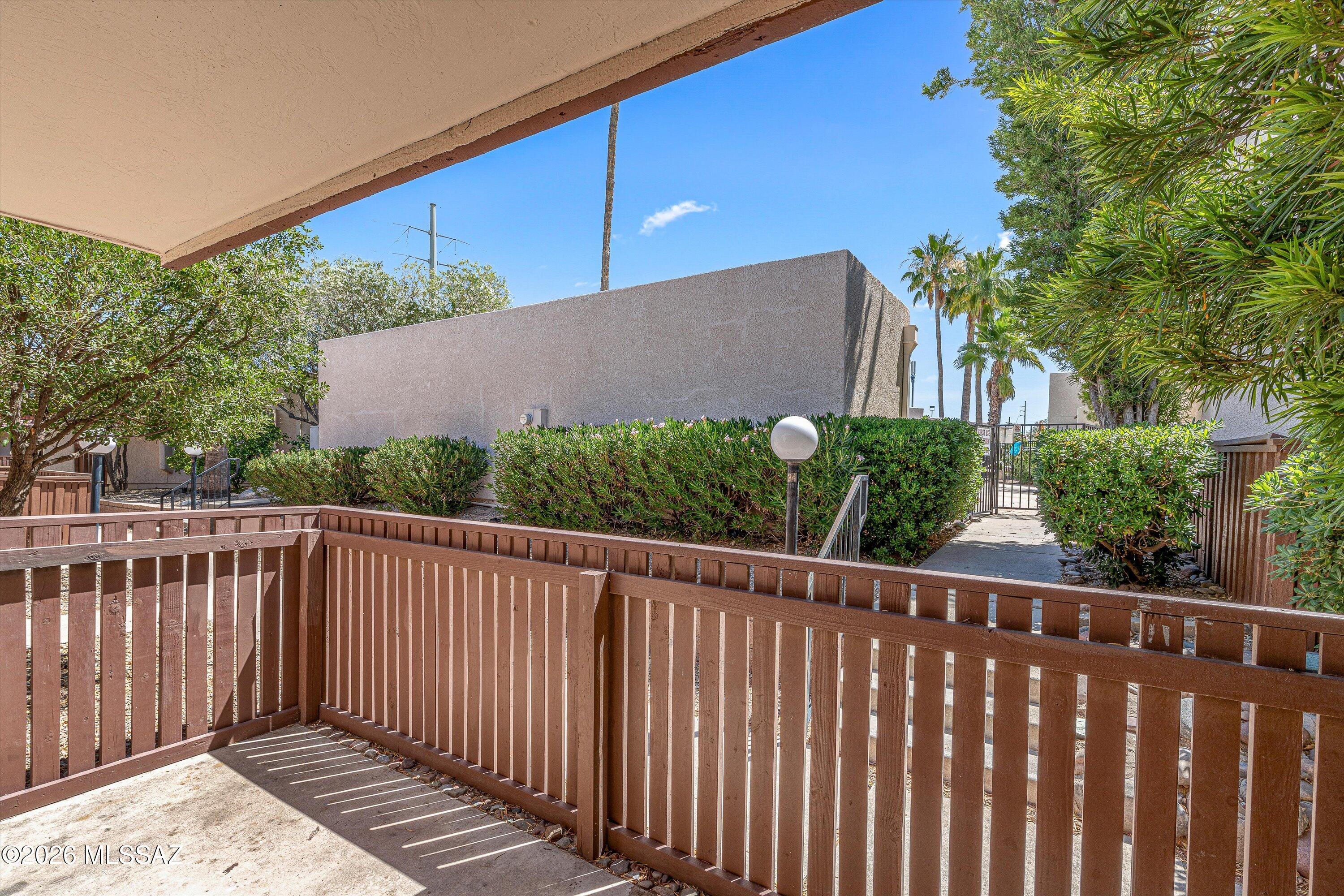 Casa Bonita Condominiums(1-36) - Residential