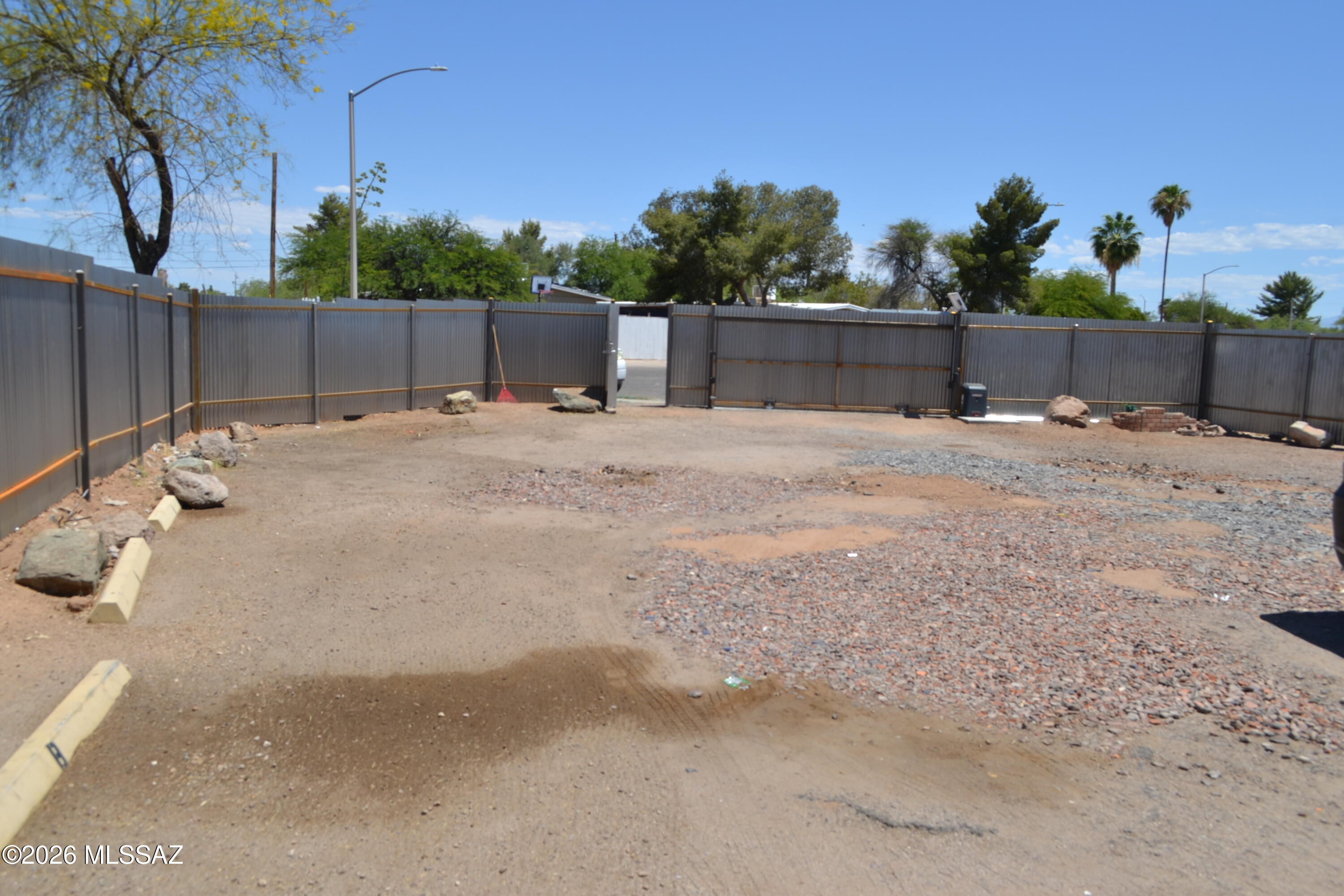 Alvernon Park Resub - Residential Lease
