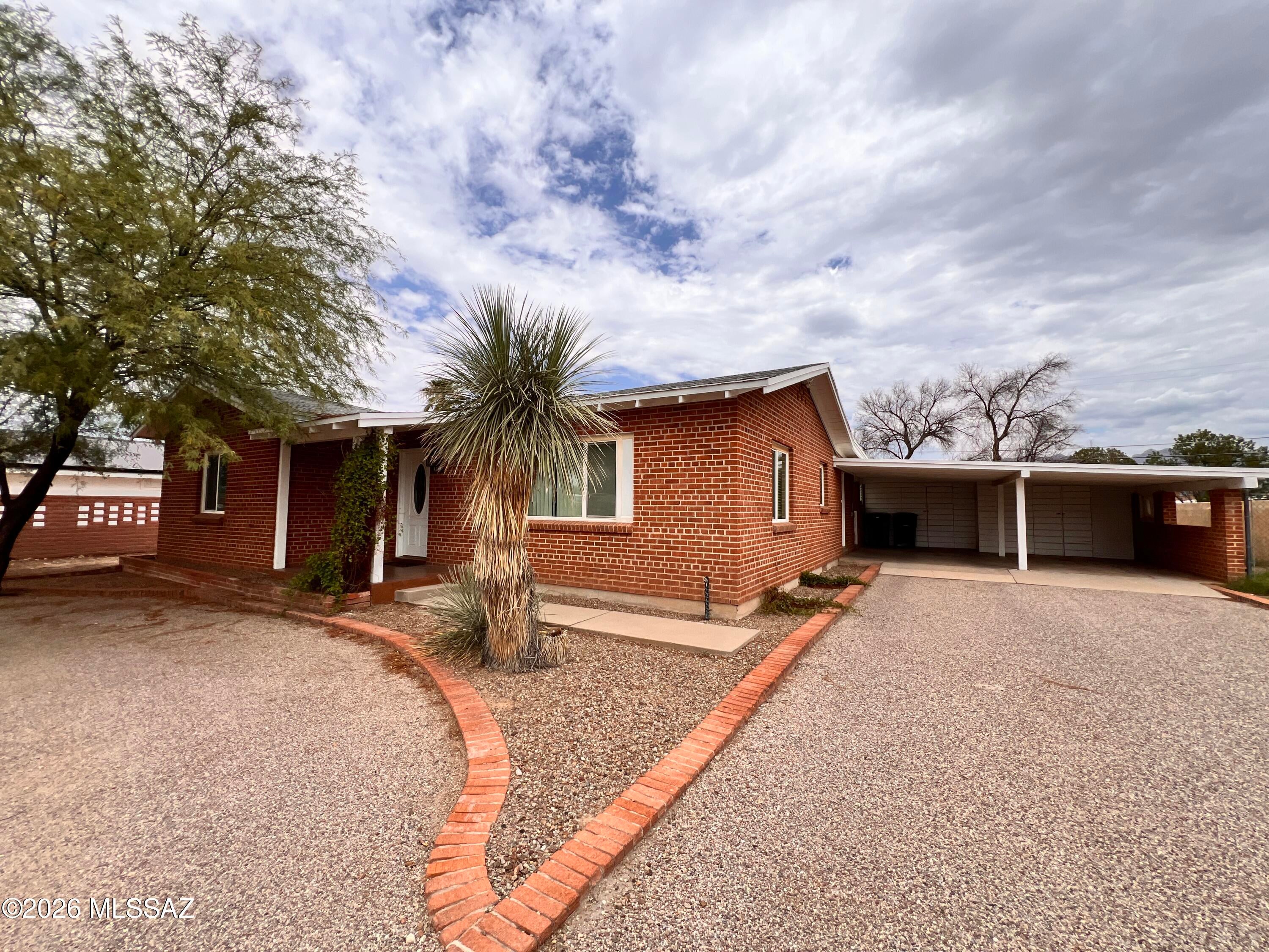 Alvernon Addition - Residential Lease