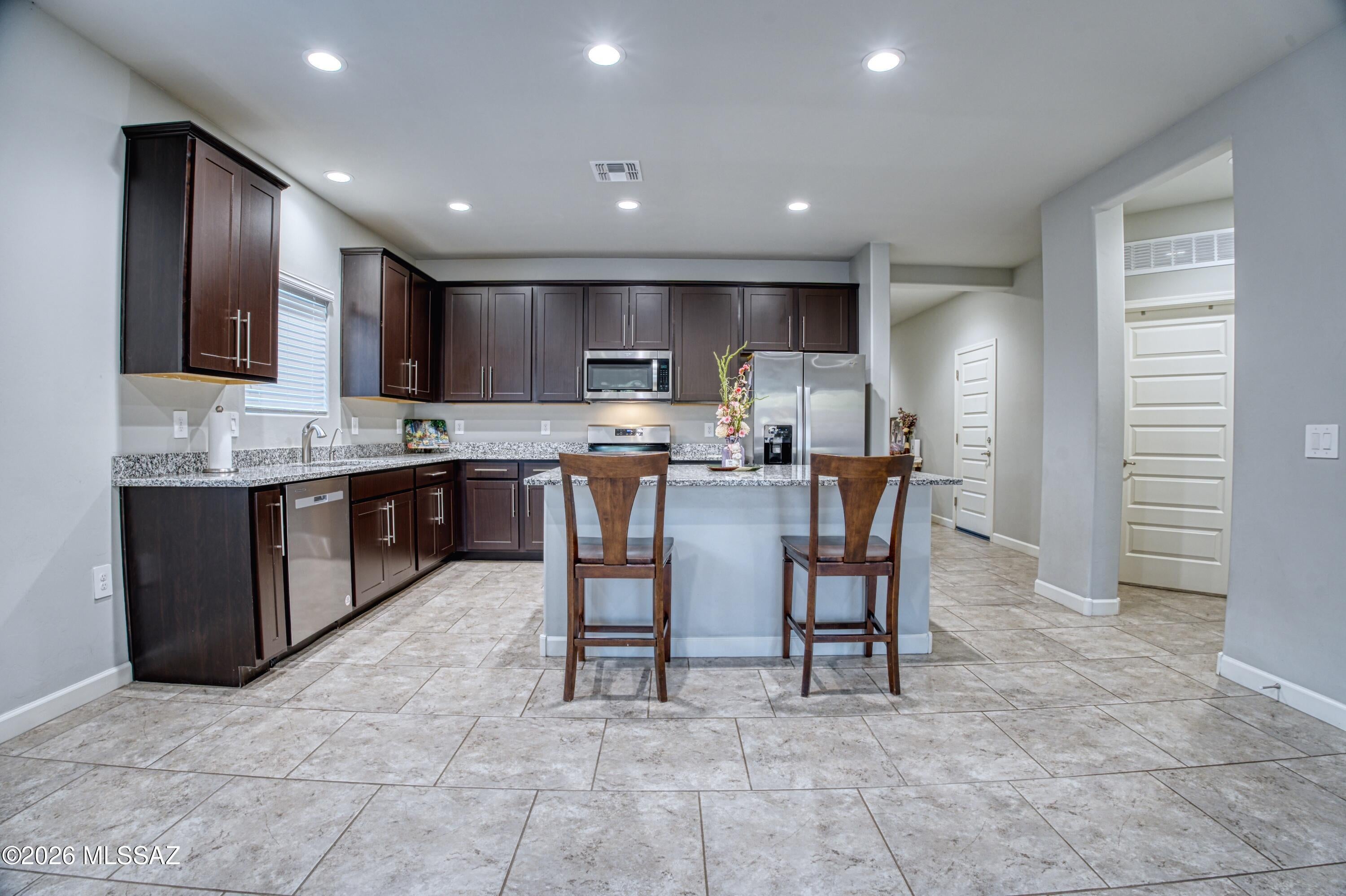 Saguaro Bloom 7B - Residential