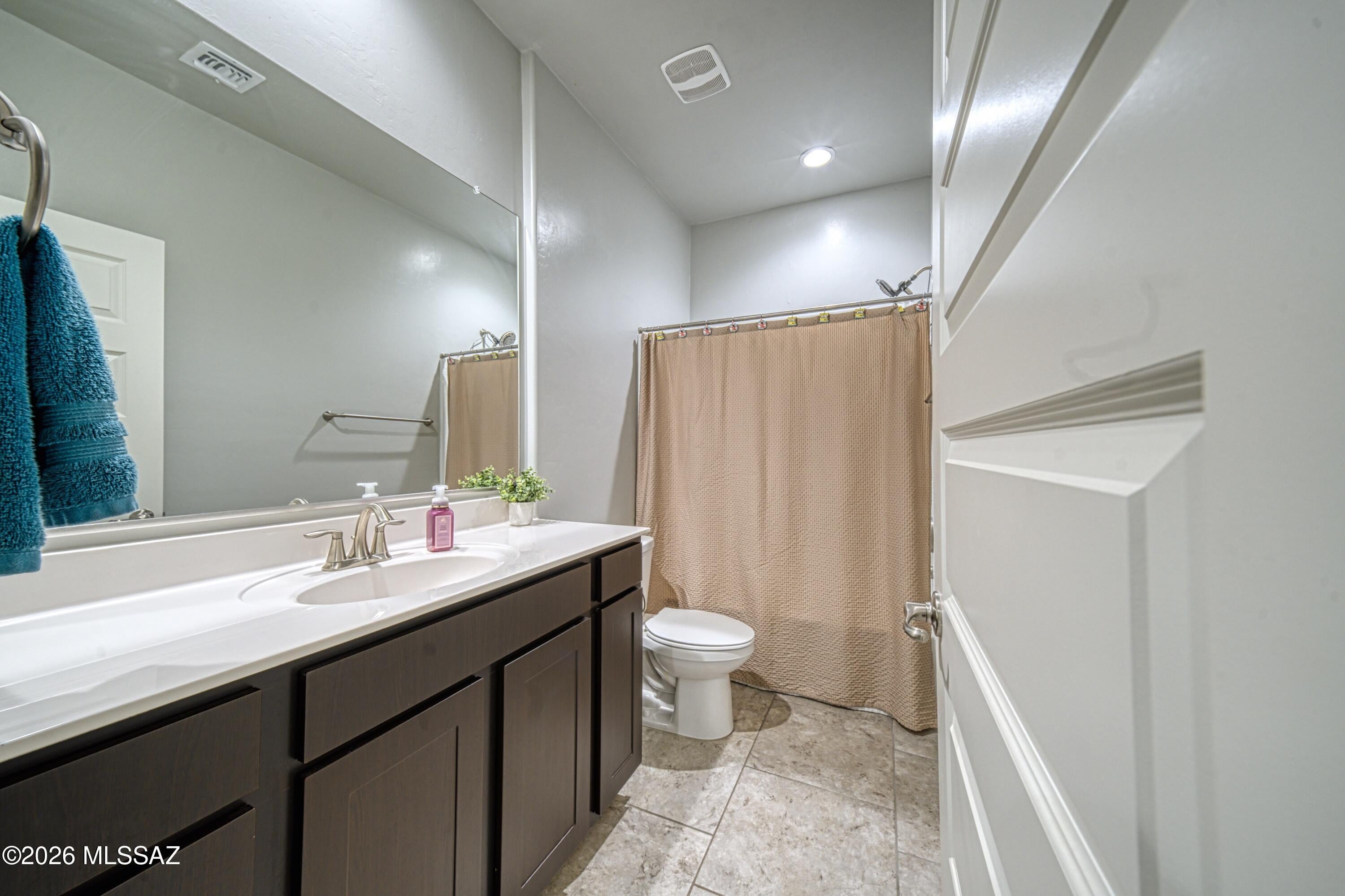 Saguaro Bloom 7B - Residential