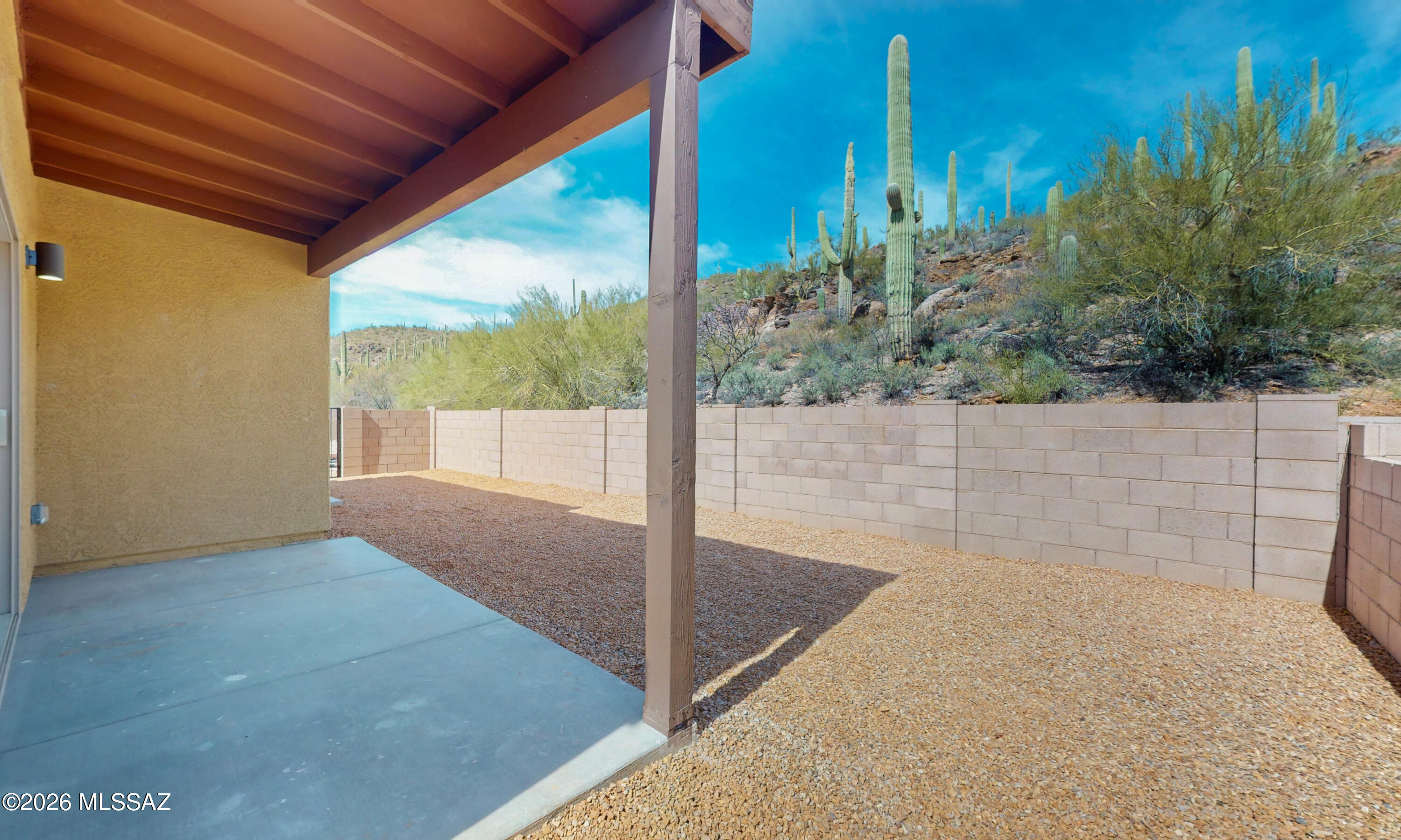 Mountain Manor View - Residential