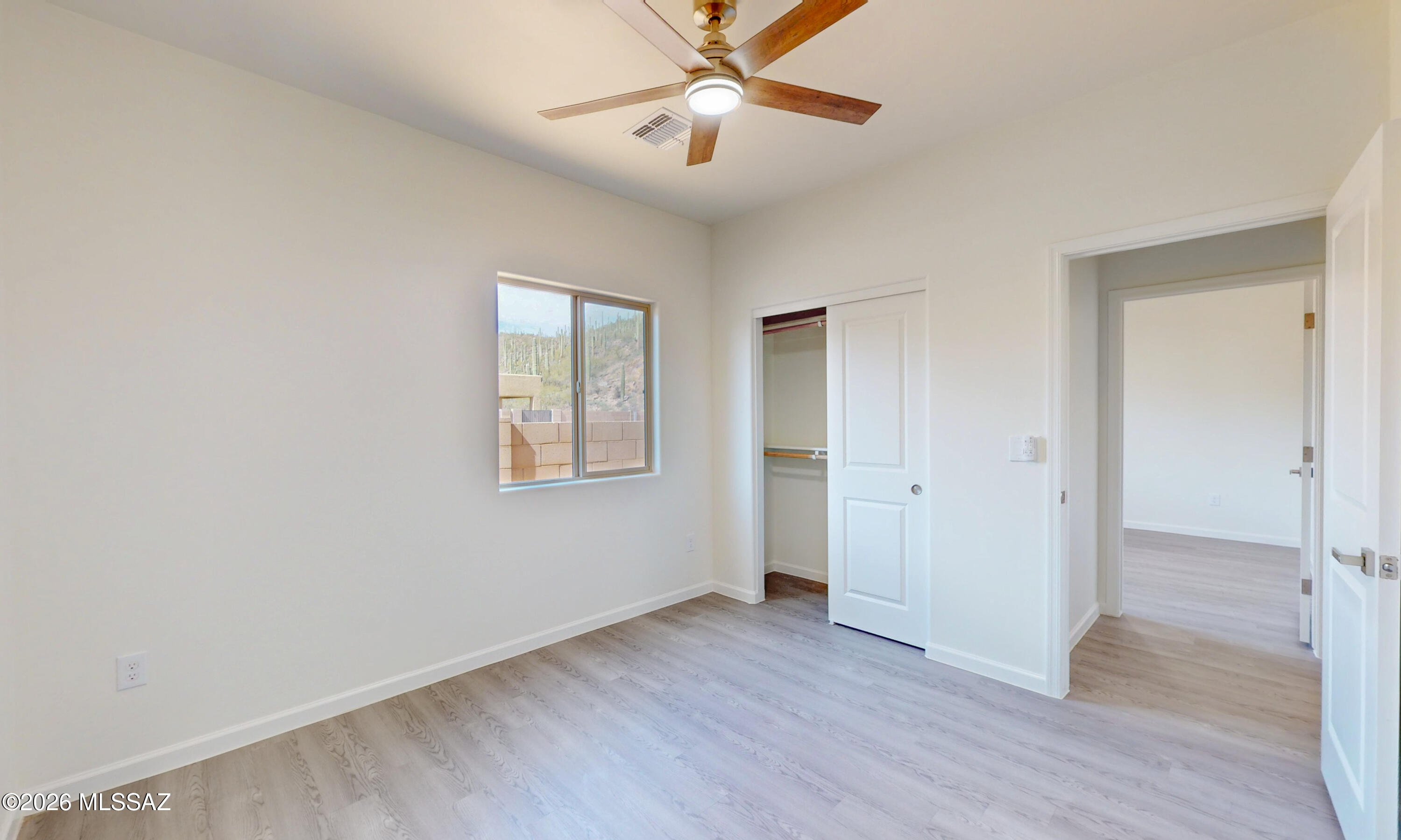Mountain Manor View - Residential