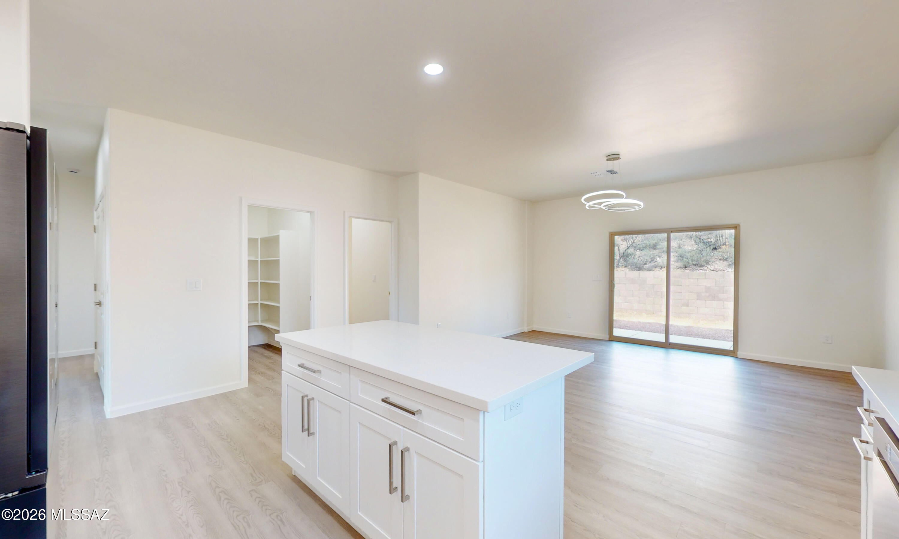 Mountain Manor View - Residential