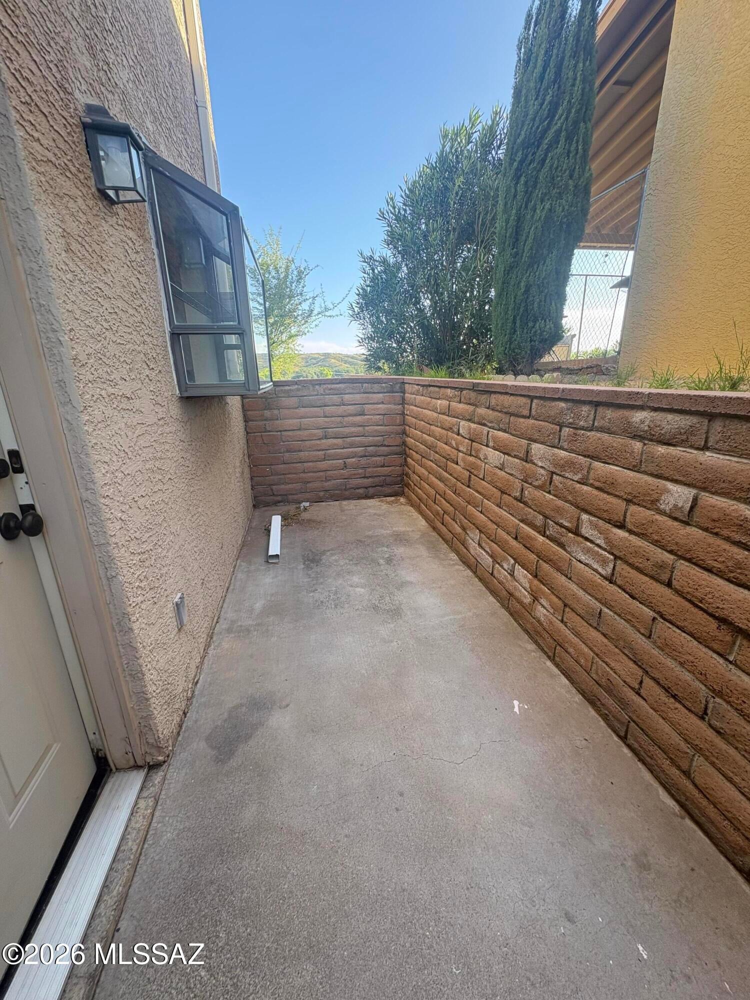 Rolling Hills - Residential Lease