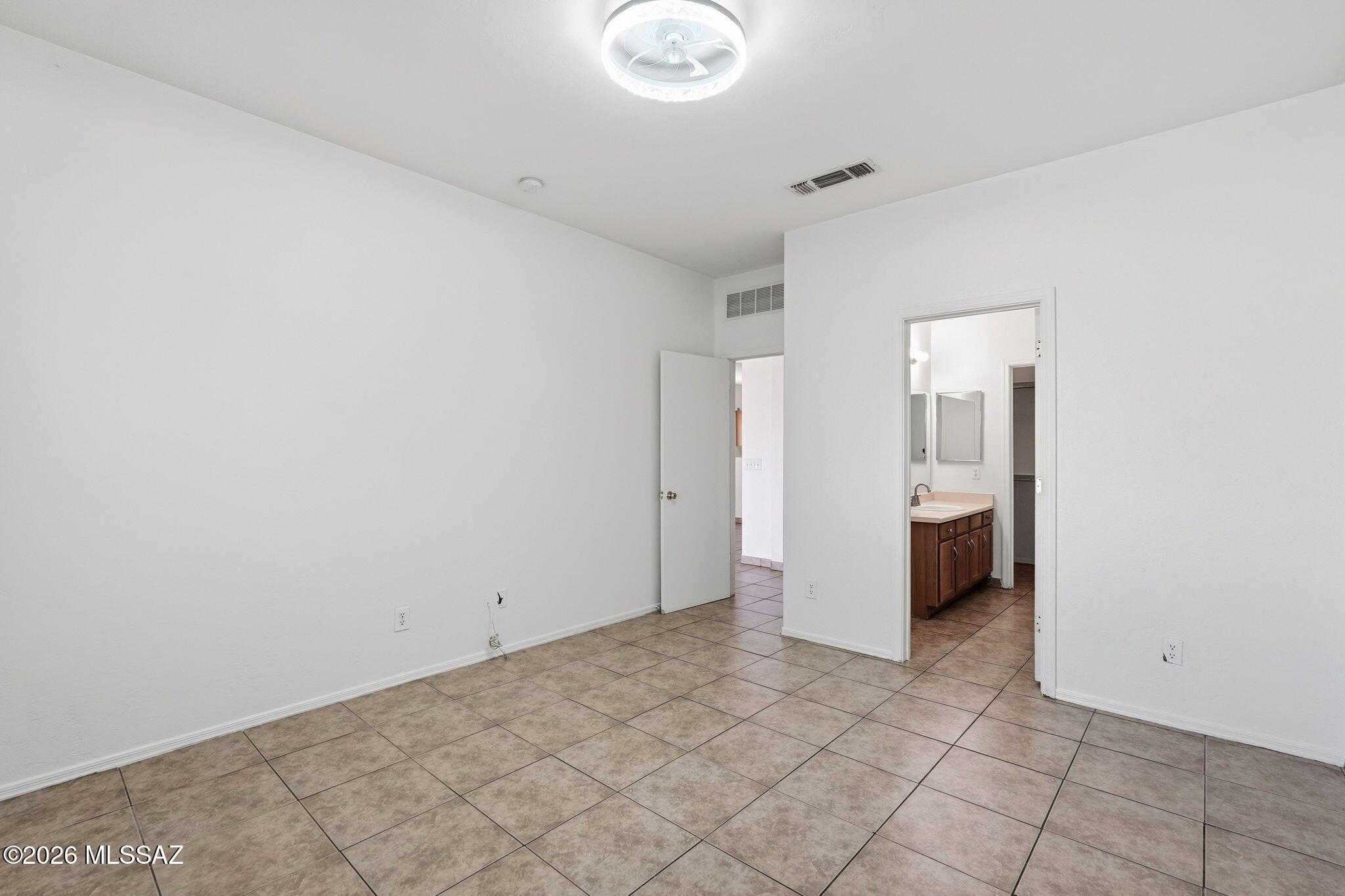 Valencia Place (1-100) - Residential