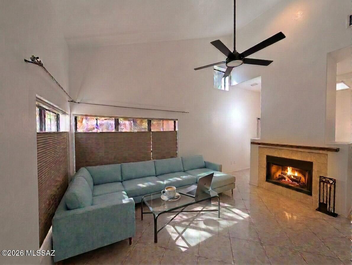 Ventana De Sabino North (1-127) - Residential