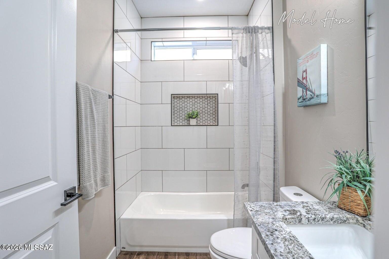 New Tucson Unit NO. 4 (1-203) - Residential