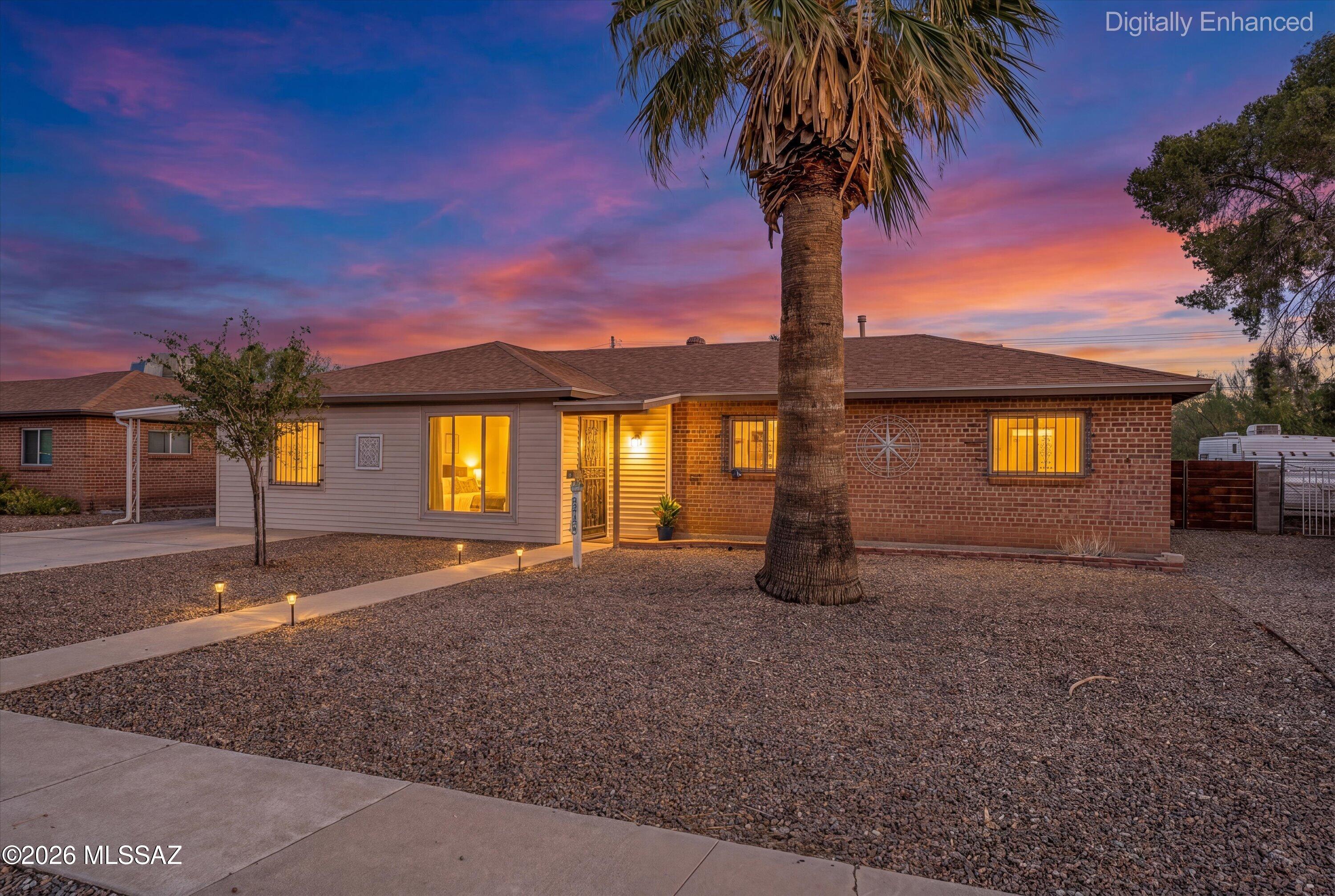 Manana Vista - Residential