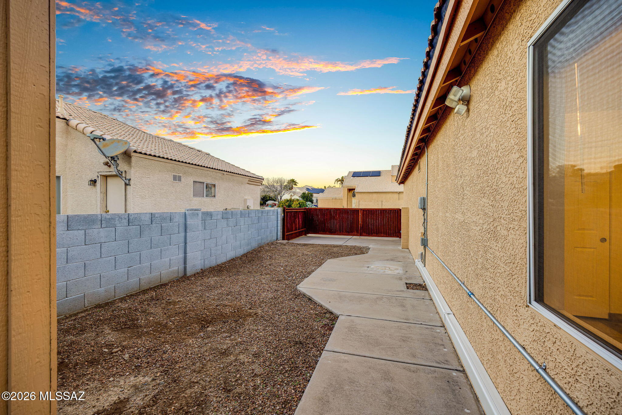 Thornydale Terrace(1-104) - Residential
