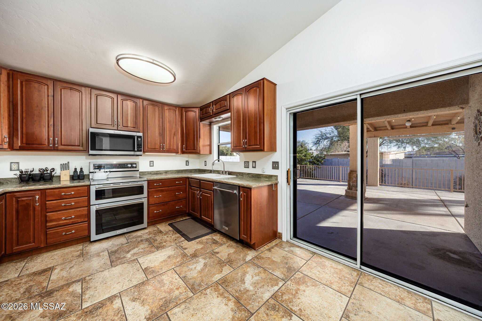 Thornydale Terrace(1-104) - Residential