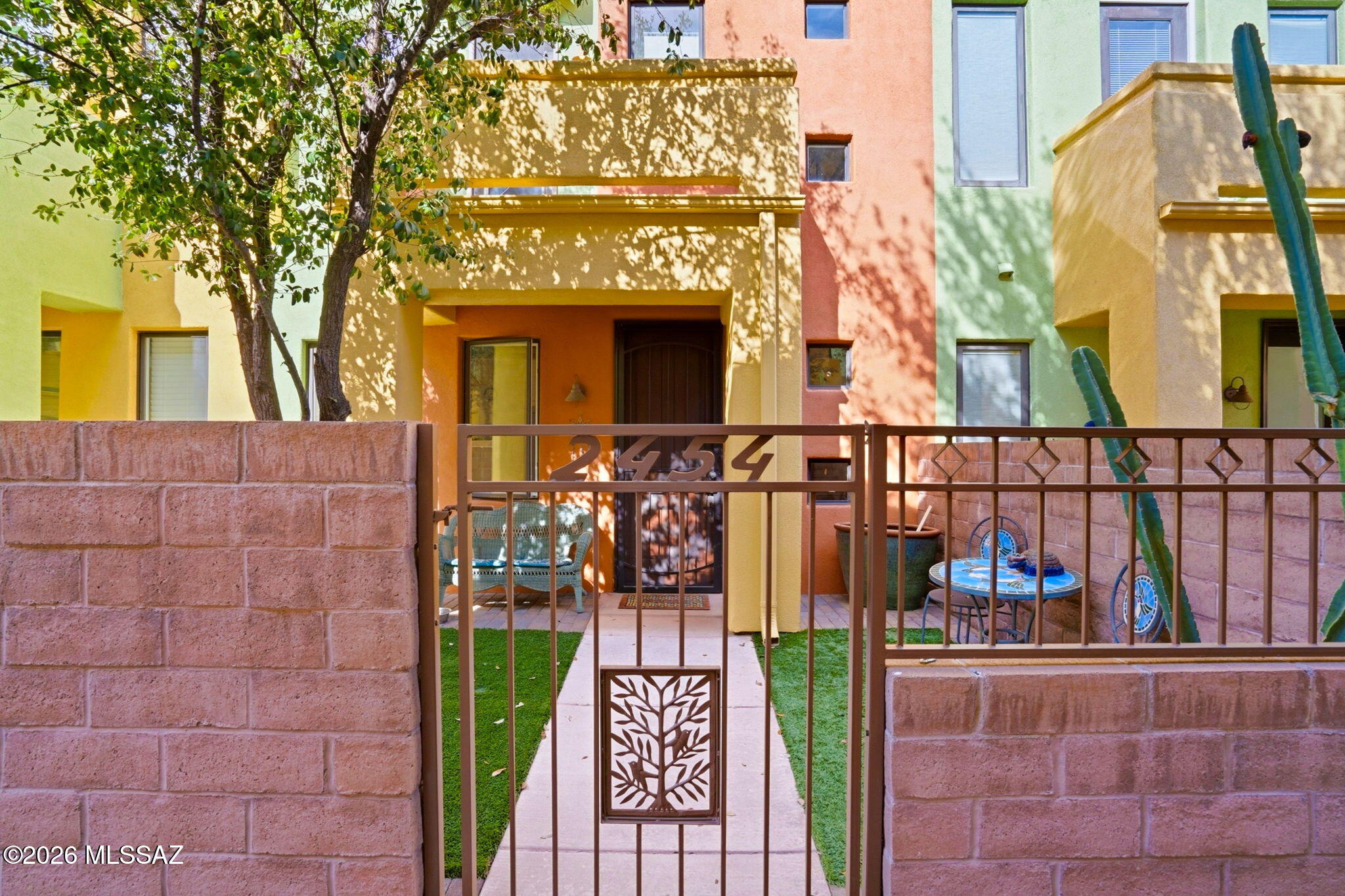 River Walk (1-140) - Residential