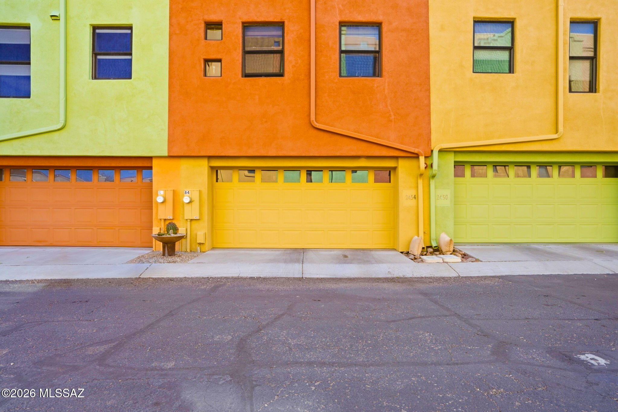 River Walk (1-140) - Residential