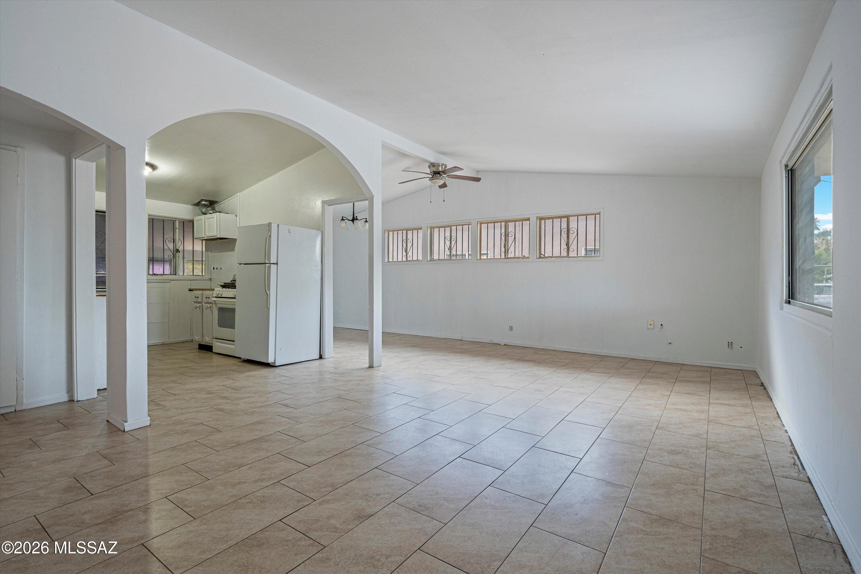 Pueblo Gardens - Residential