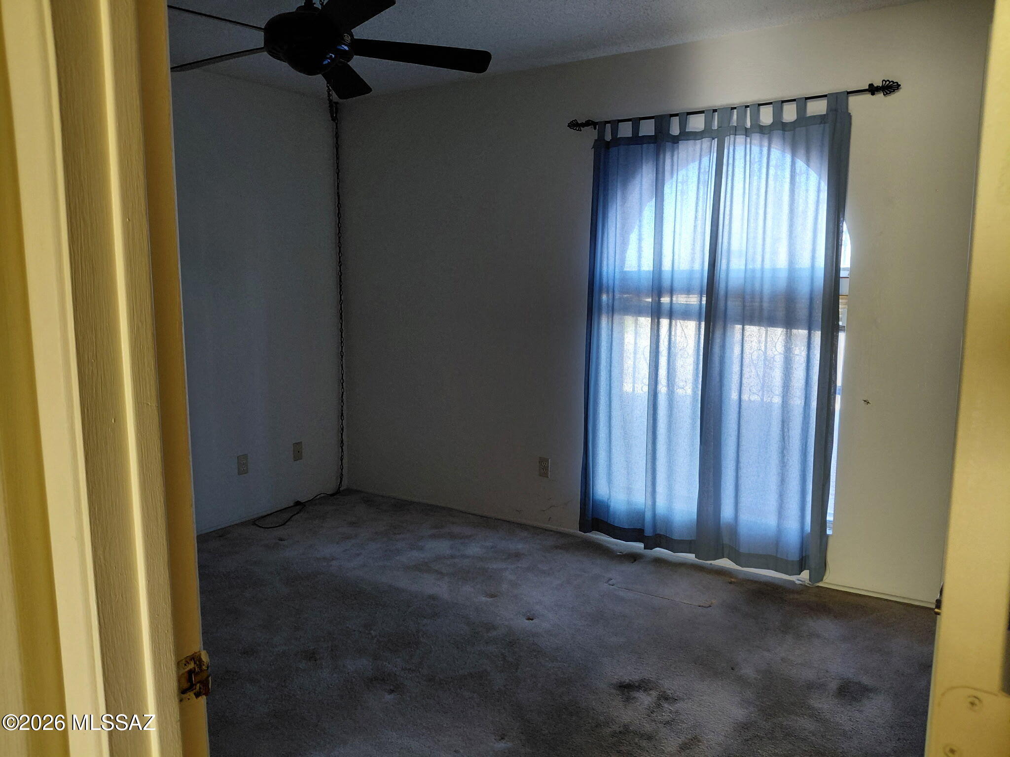 Broadway East (254-390) - Residential