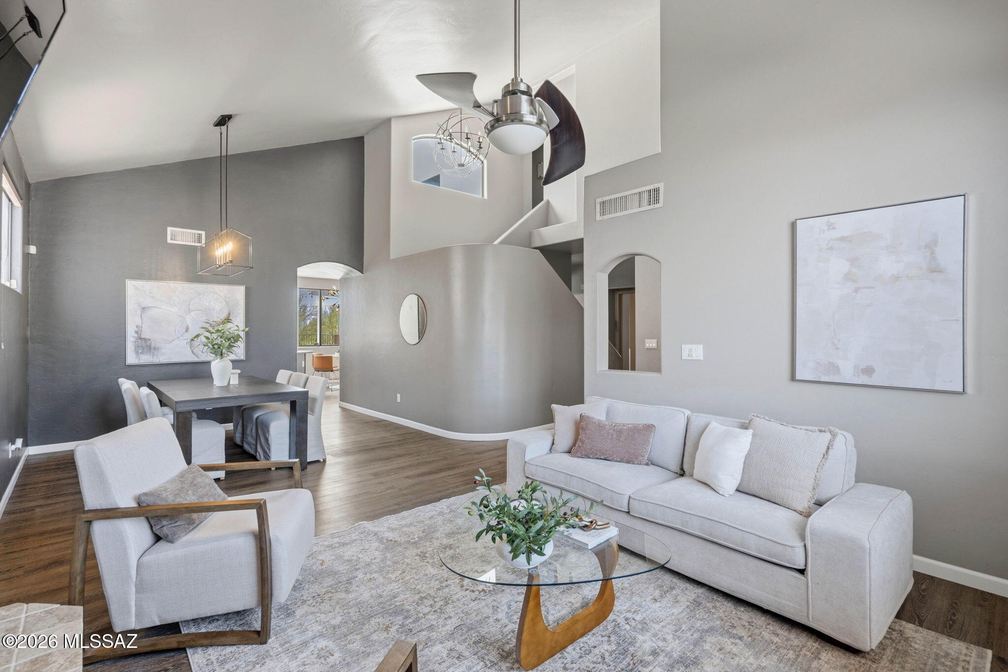 Hills On La Canada (The) - Residential