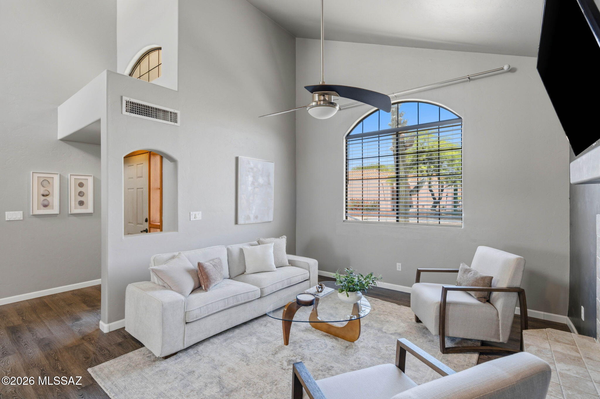 Hills On La Canada (The) - Residential