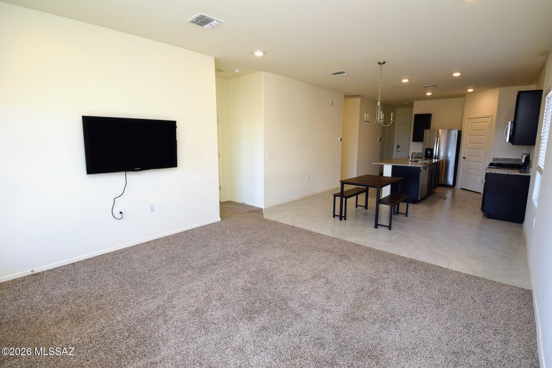 Saguaro Bloom Block 2 - Residential Lease