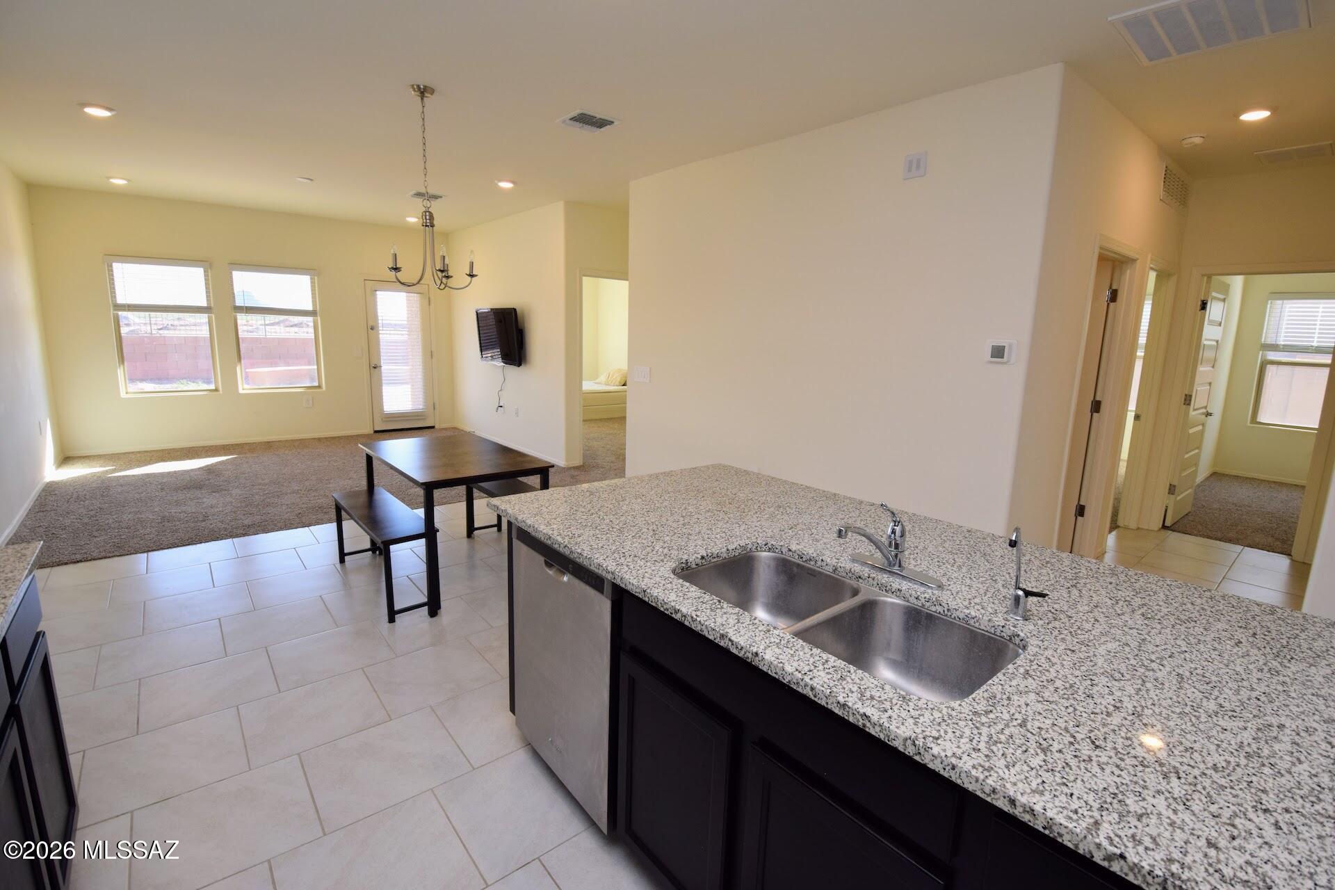 Saguaro Bloom Block 2 - Residential Lease