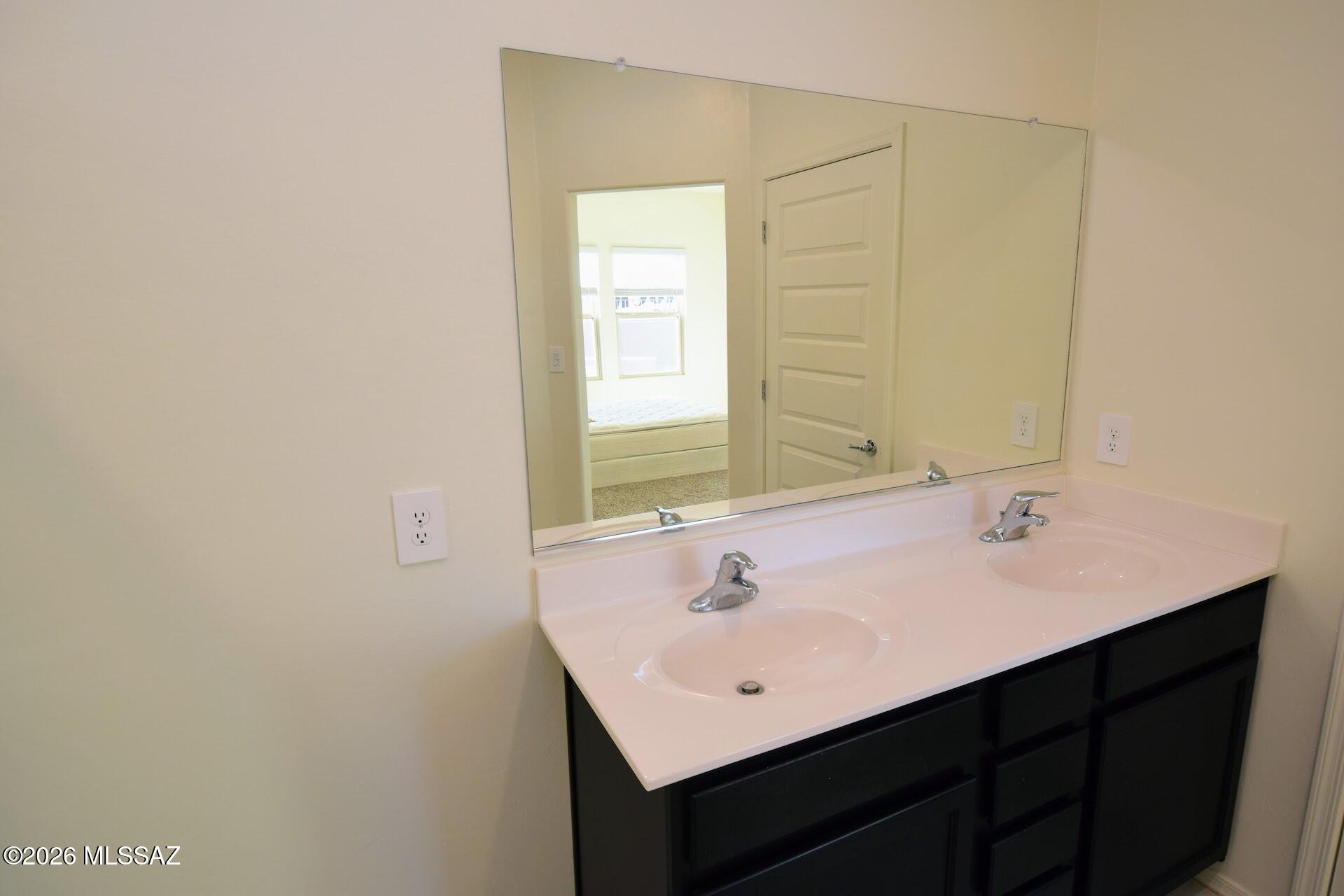 Saguaro Bloom Block 2 - Residential Lease