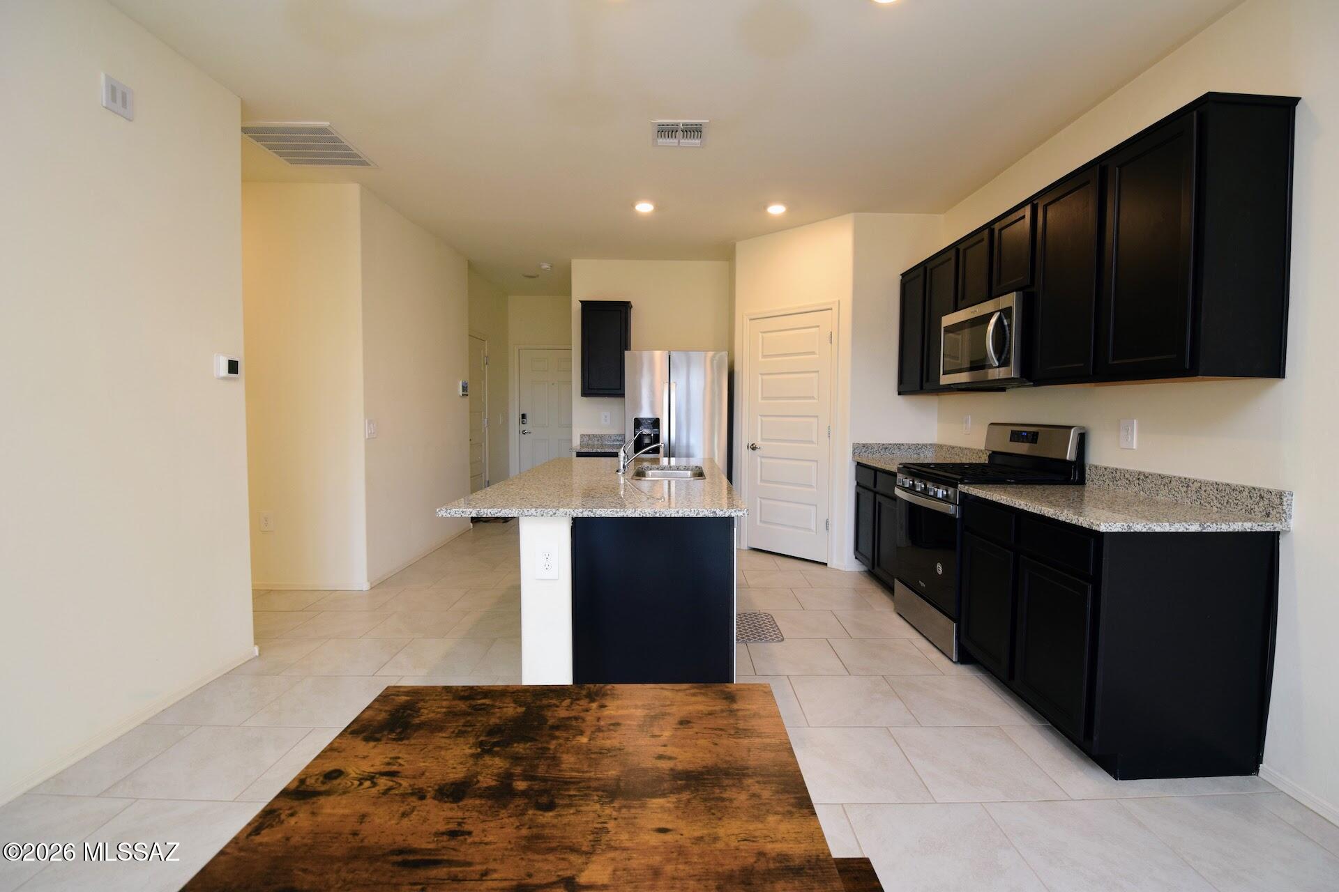 Saguaro Bloom Block 2 - Residential Lease
