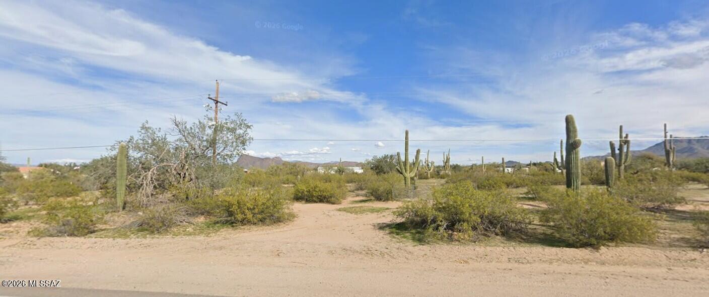 Check out this HUGE 2.78 acre vacant lot, now for sale! This is the perfect place to build the home of your dreams and still have more than enough space for a pool, guest house, or even horse keeping! PLUS! Don't forget about the wonderful mountain views! What are you waiting for? Don't miss out! Zoning Pima-GR1