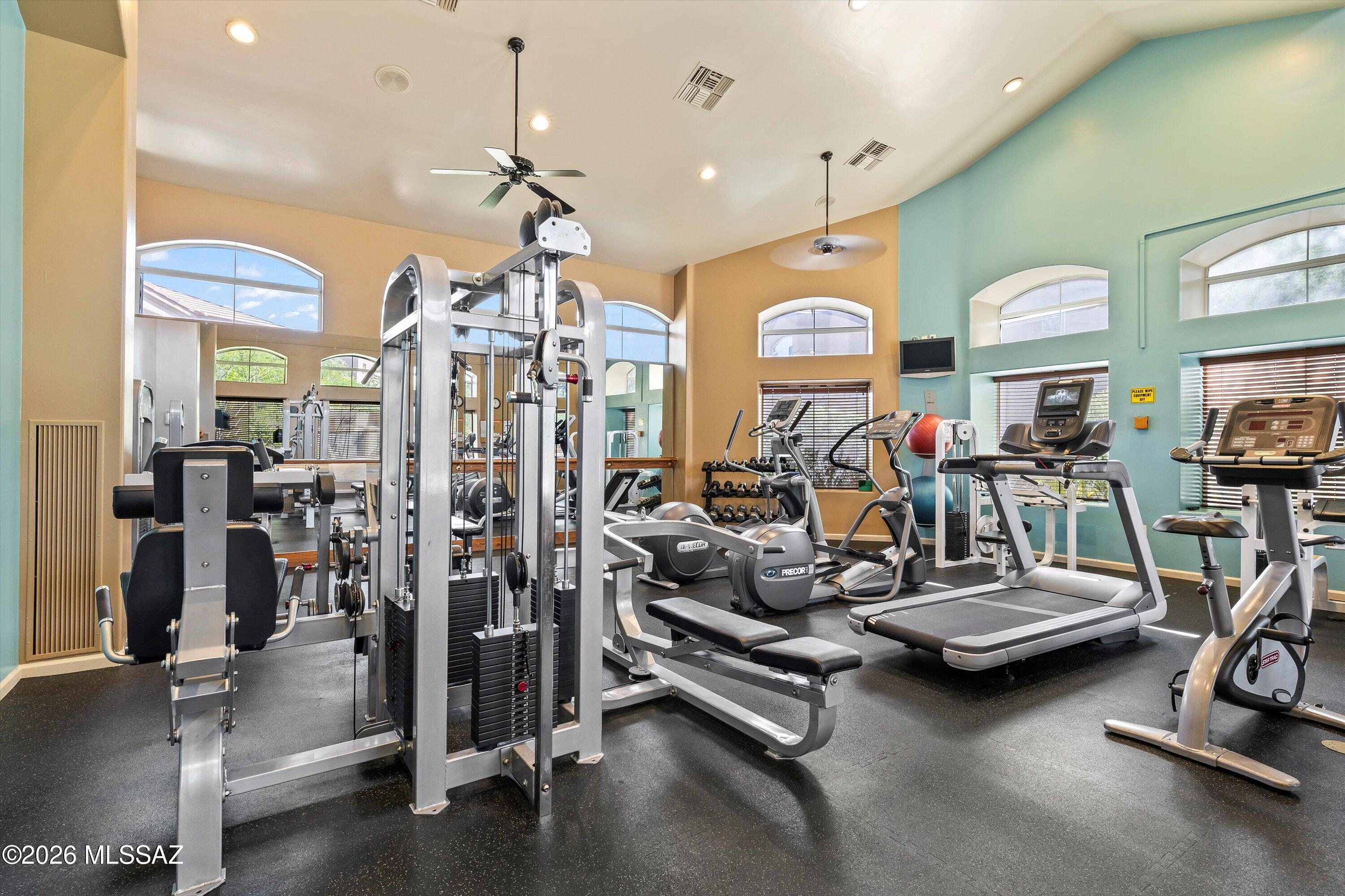 Pinnacle Canyon Condominium - Residential