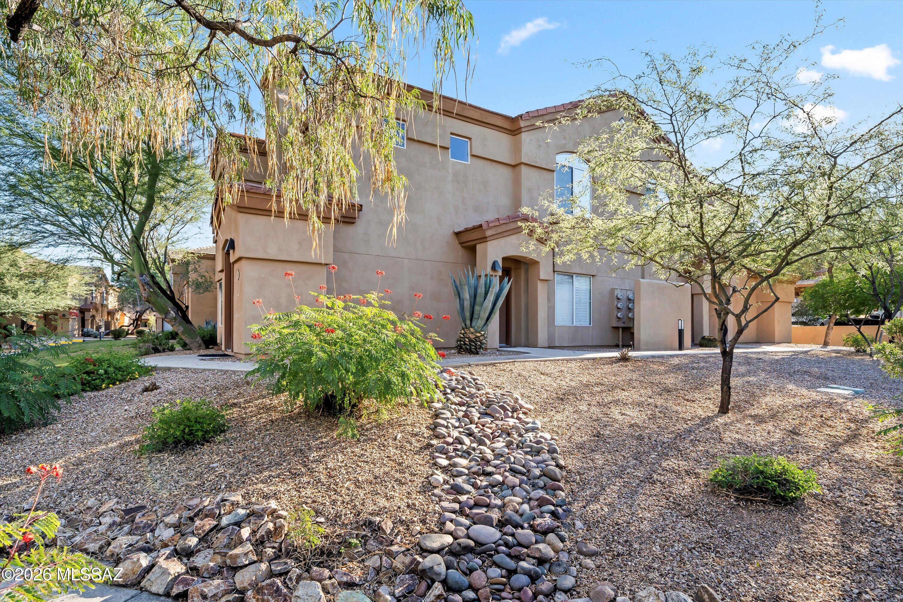 Pinnacle Canyon Condominium - Residential