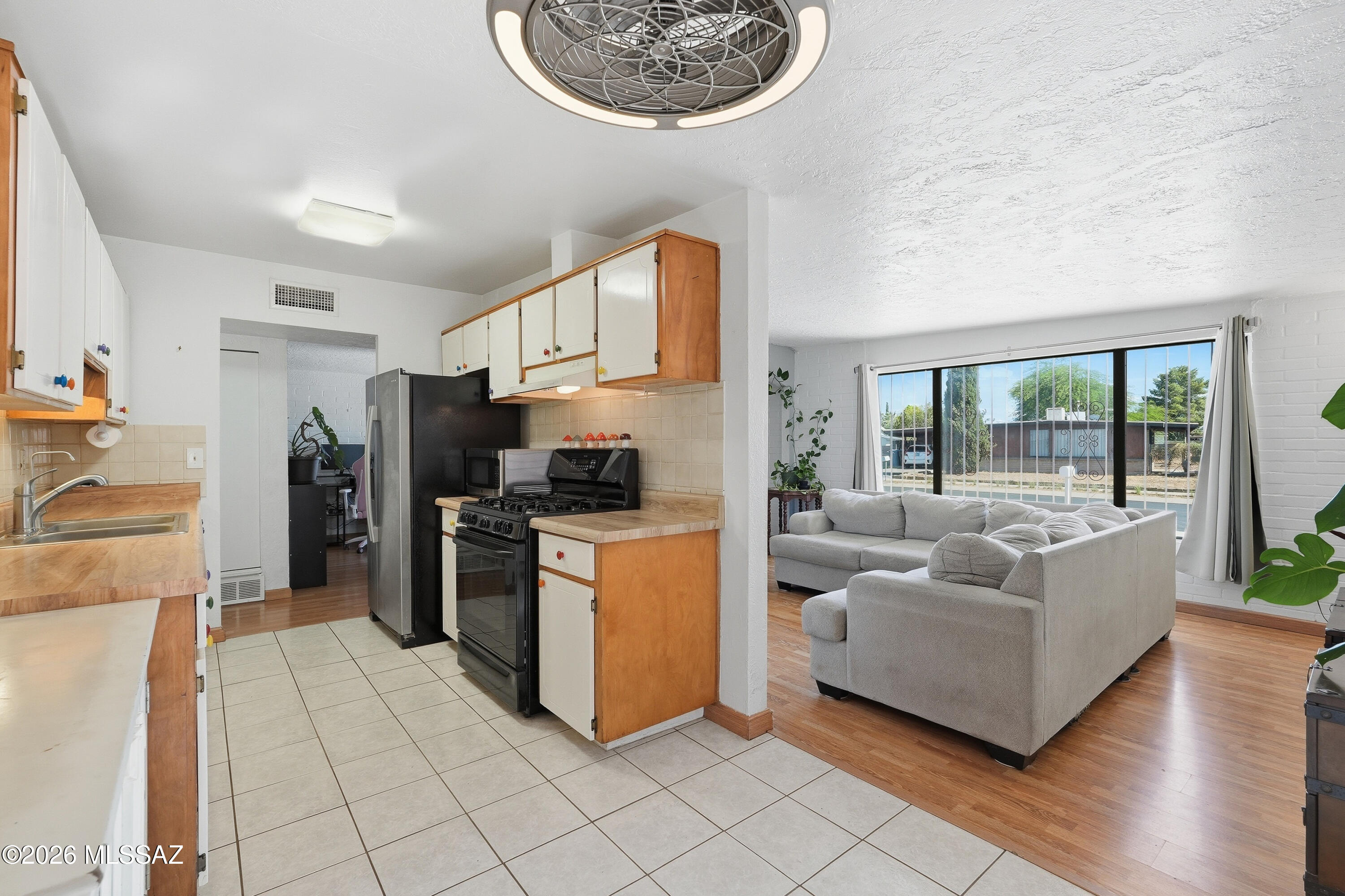 Vista Del Prado (1-274) - Residential