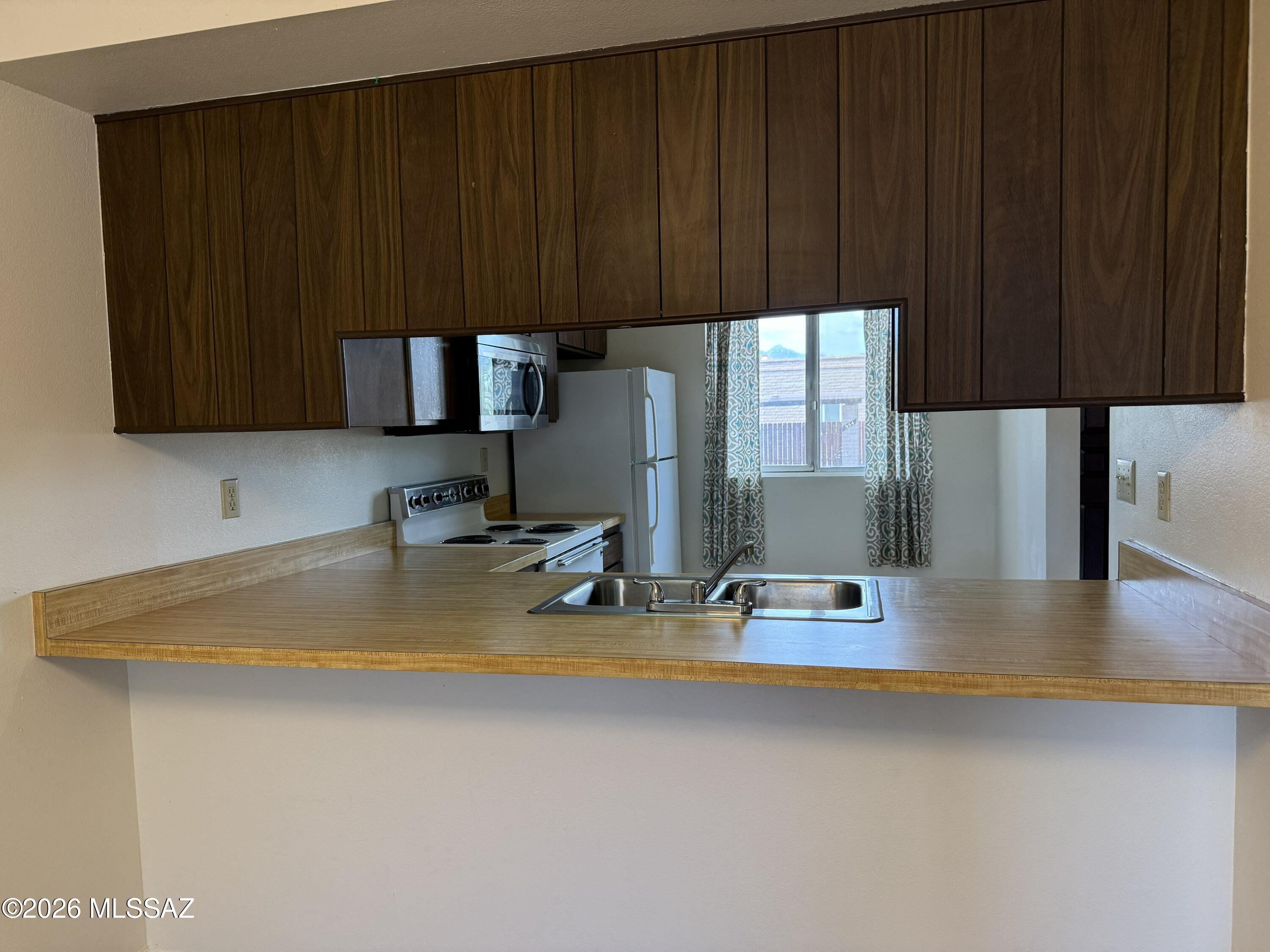 Pantano Park (1-77,78,79) - Residential Lease
