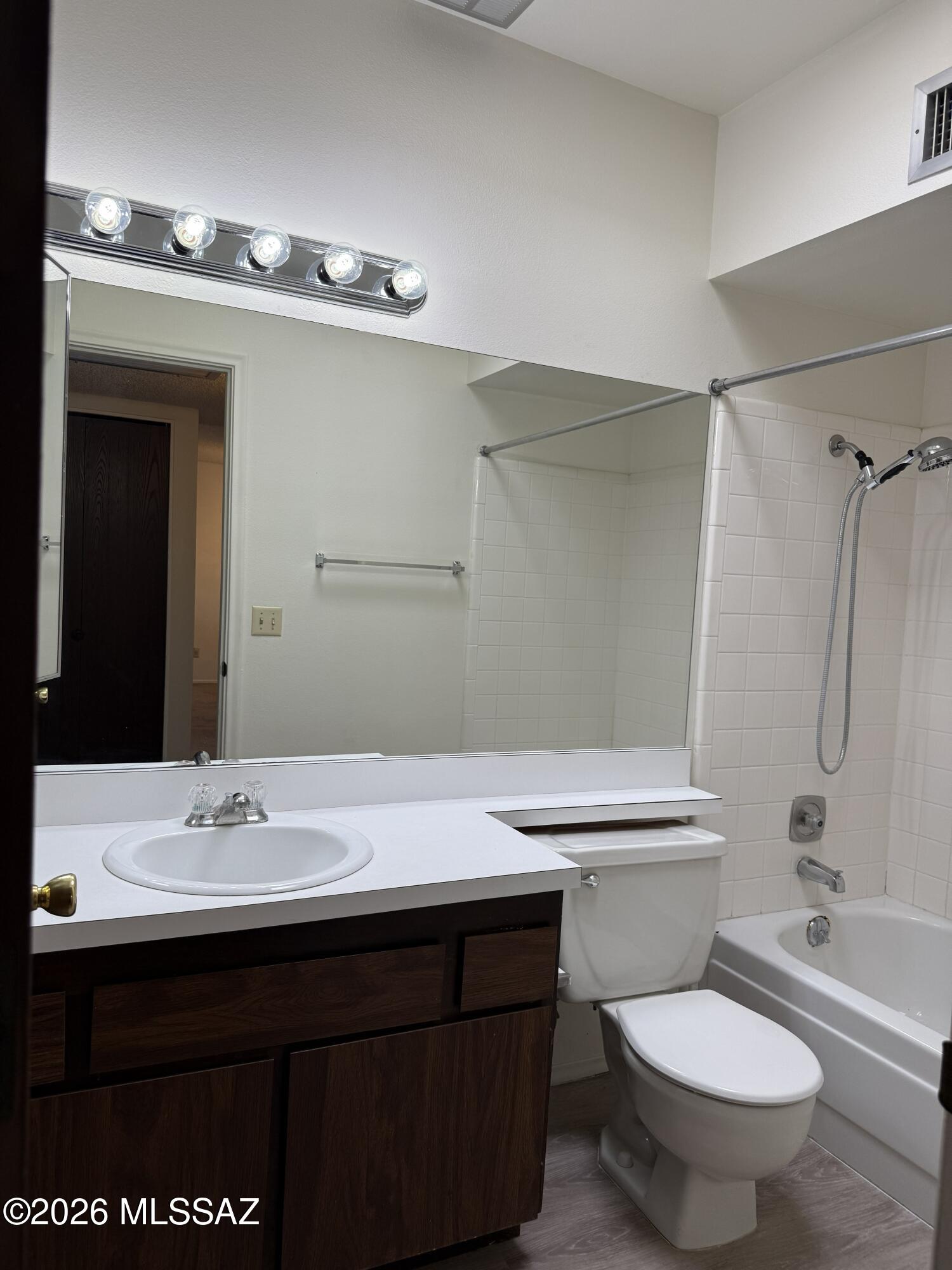 Pantano Park (1-77,78,79) - Residential Lease