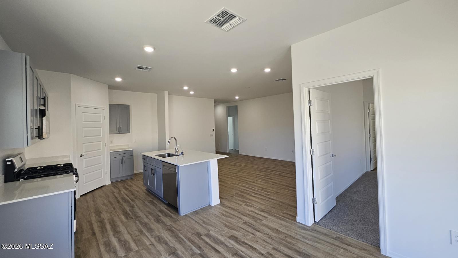 New Tucson Unit NO. 8 (1-455) - Residential