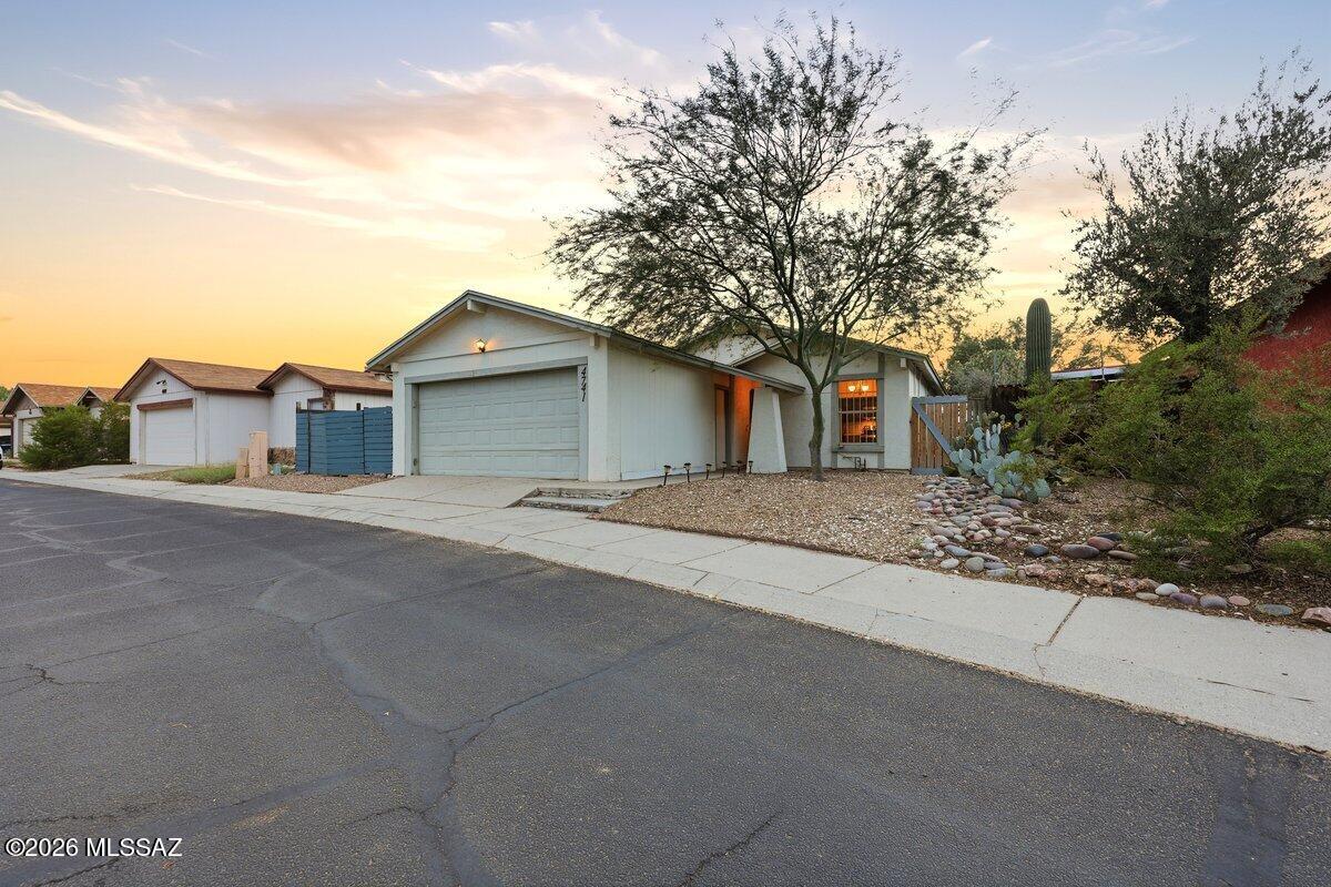 Edgebrooke Village (1-79) - Residential